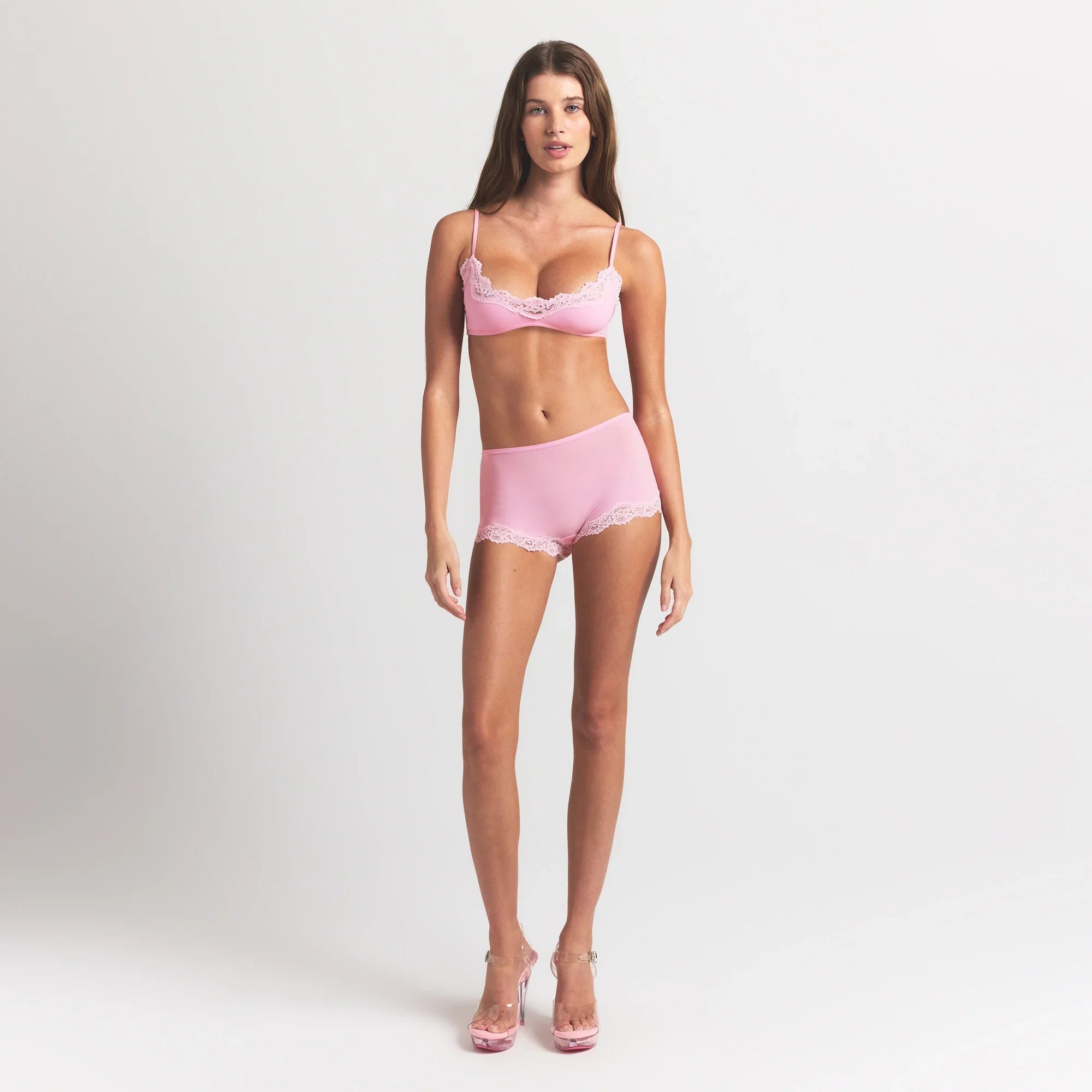 SKIMS FITS EVERYBODY LACE BOY SHORT | BUBBLE GUM TONAL - Sneaker Türkiye
