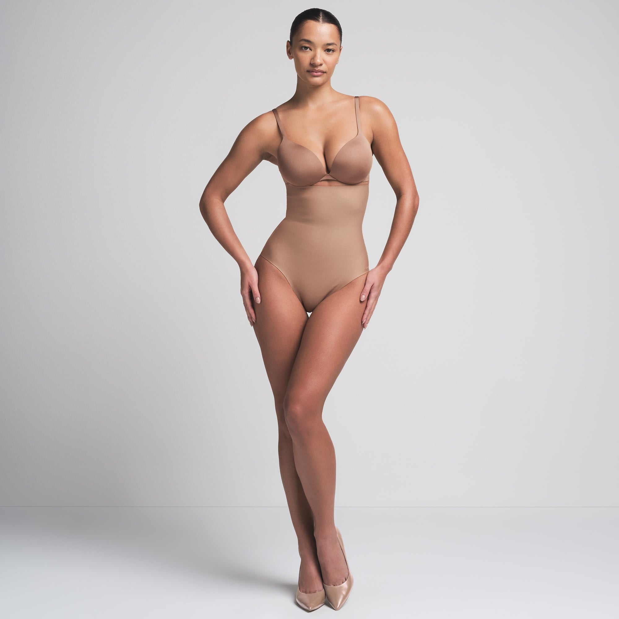 SKIMS BODY CORE SCULPT HIGH-WAISTED BRIEF | SIENNA - Sneaker Türkiye