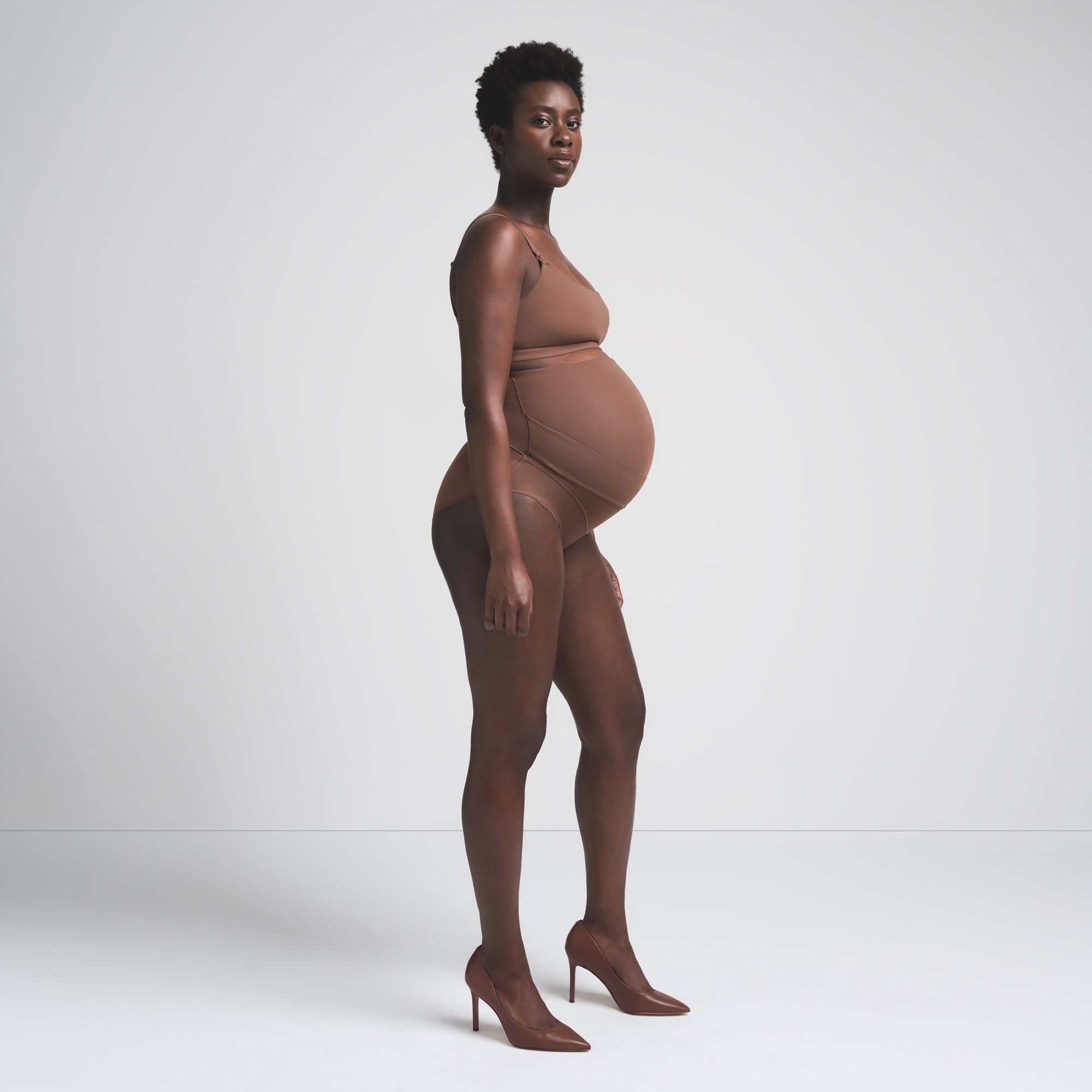 SKIMS FITS EVERYBODY MATERNITY BANDED HIGH-WAISTED BRIEF | JASPER - Sneaker Türkiye