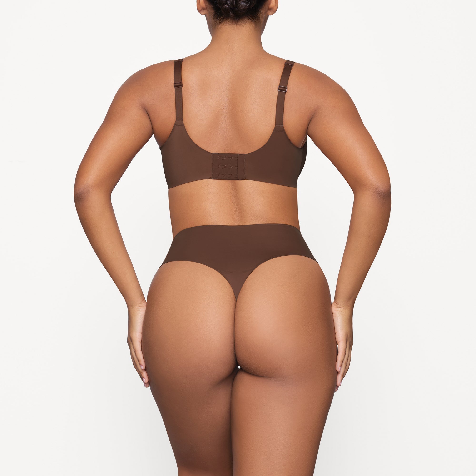 SKIMS SMOOTHING INTIMATES HIGH-WAISTED THONG | JASPER - Sneaker Türkiye