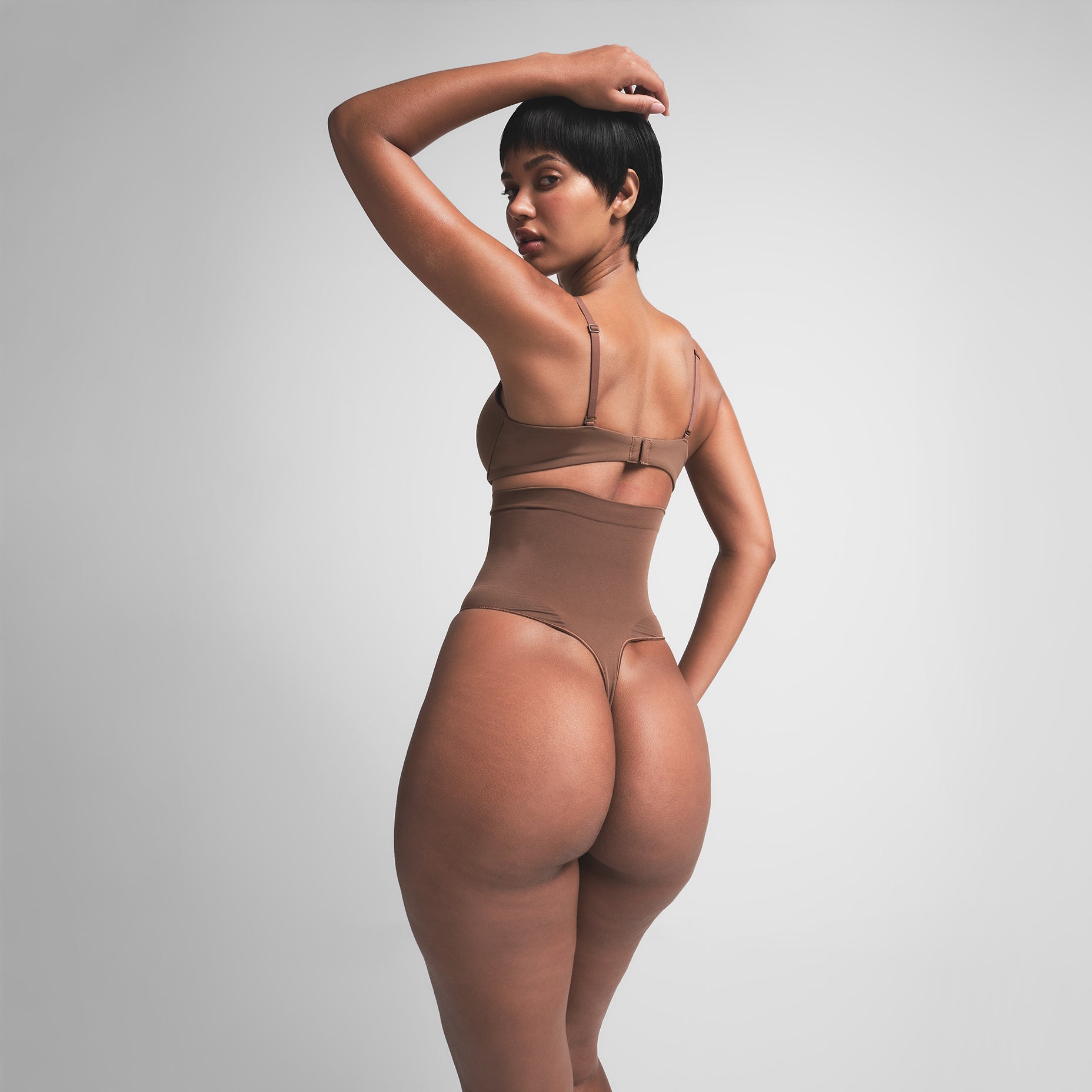 SKIMS SEAMLESS SCULPT HIGH-WAISTED THONG | JASPER - Sneaker Türkiye
