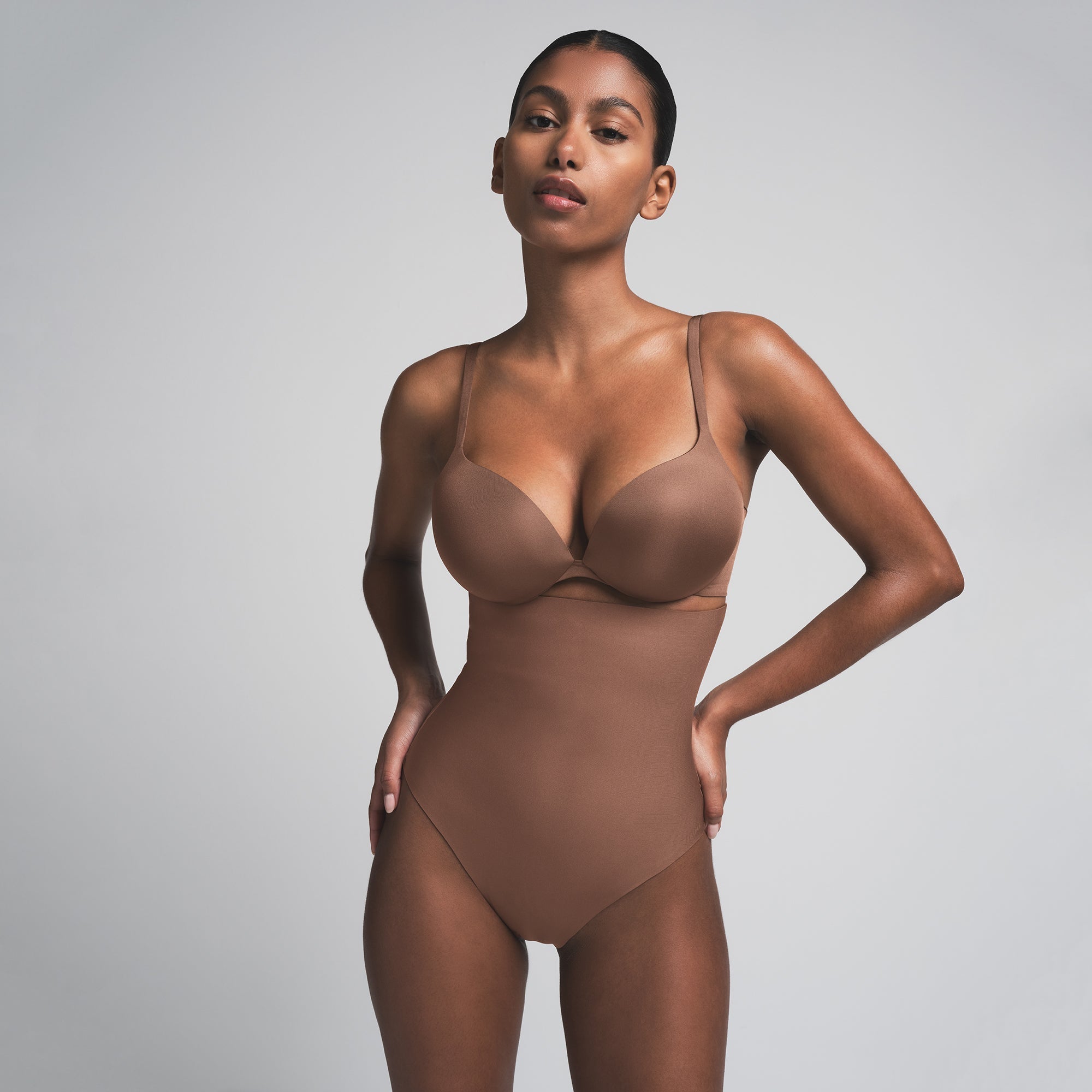 SKIMS BODY CORE SCULPT HIGH-WAISTED THONG | JASPER - Sneaker Türkiye