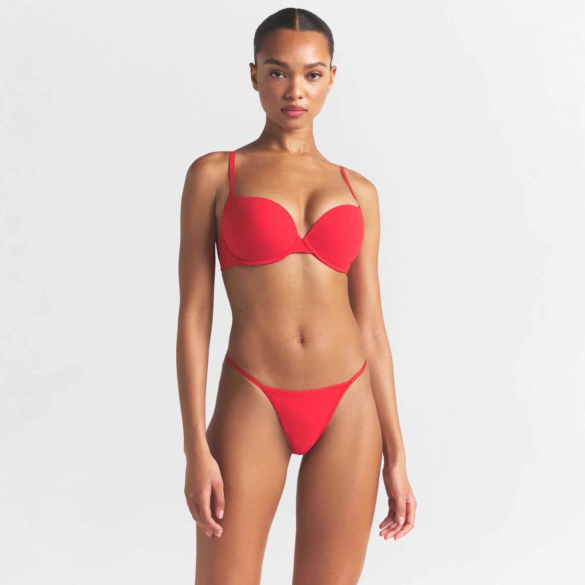 SKIMS FITS EVERYBODY T-STRING THONG | CHERRY - Sneaker Türkiye