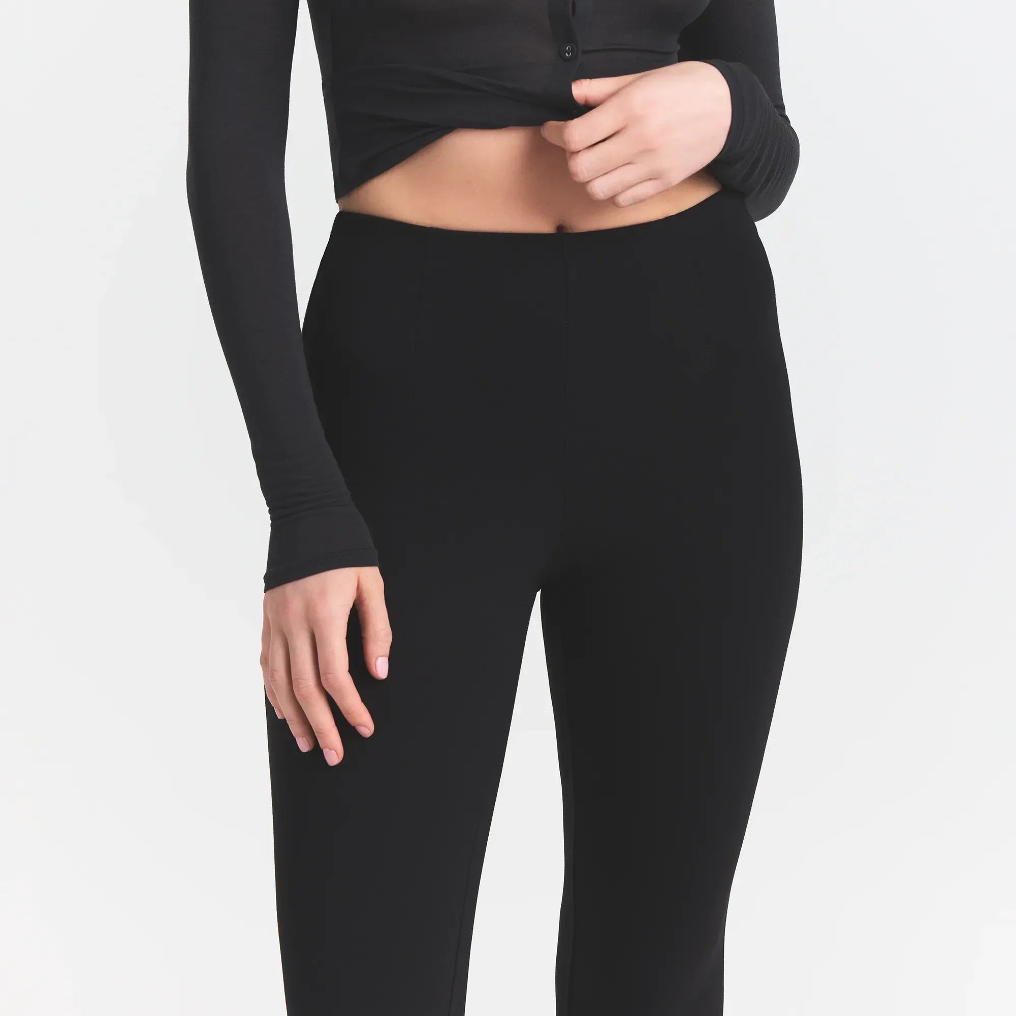 SKIMS THE ESSENTIAL COLLECTION HIGH-WAISTED CROPPED KICK FLARE PANT | OBSIDIAN - Sneaker Türkiye