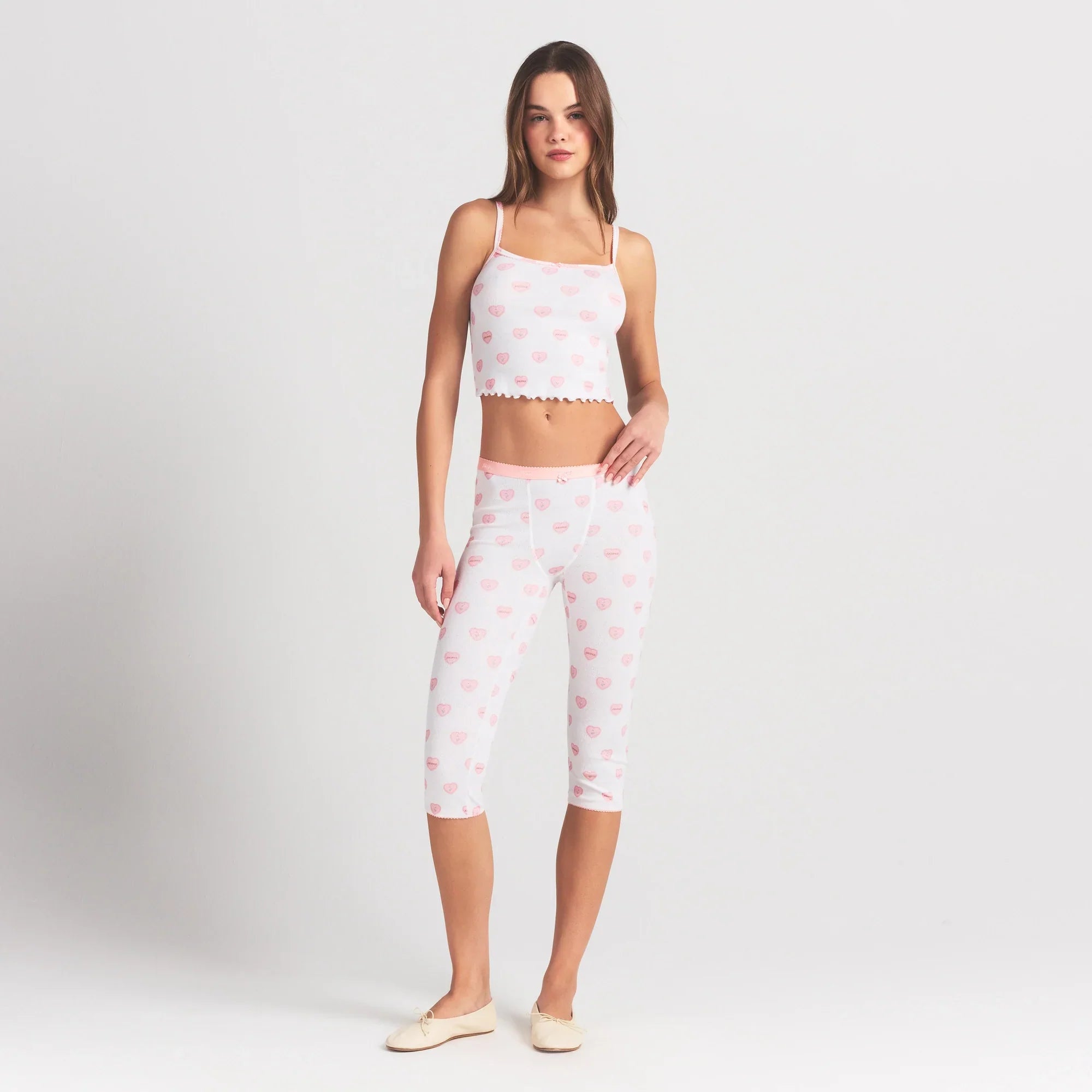 SKIMS LOGO POINTELLE CAPRI | SNOW LACE HEARTS - Sneaker Türkiye