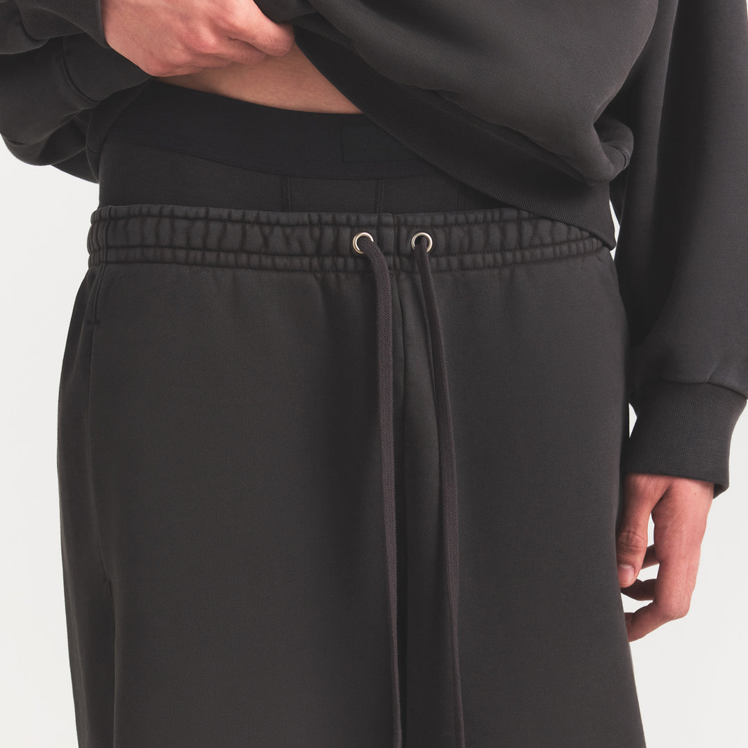 SKIMS HEAVYWEIGHT FLEECE MENS STRAIGHT LEG PANT | WASHED ONYX - Sneaker Türkiye