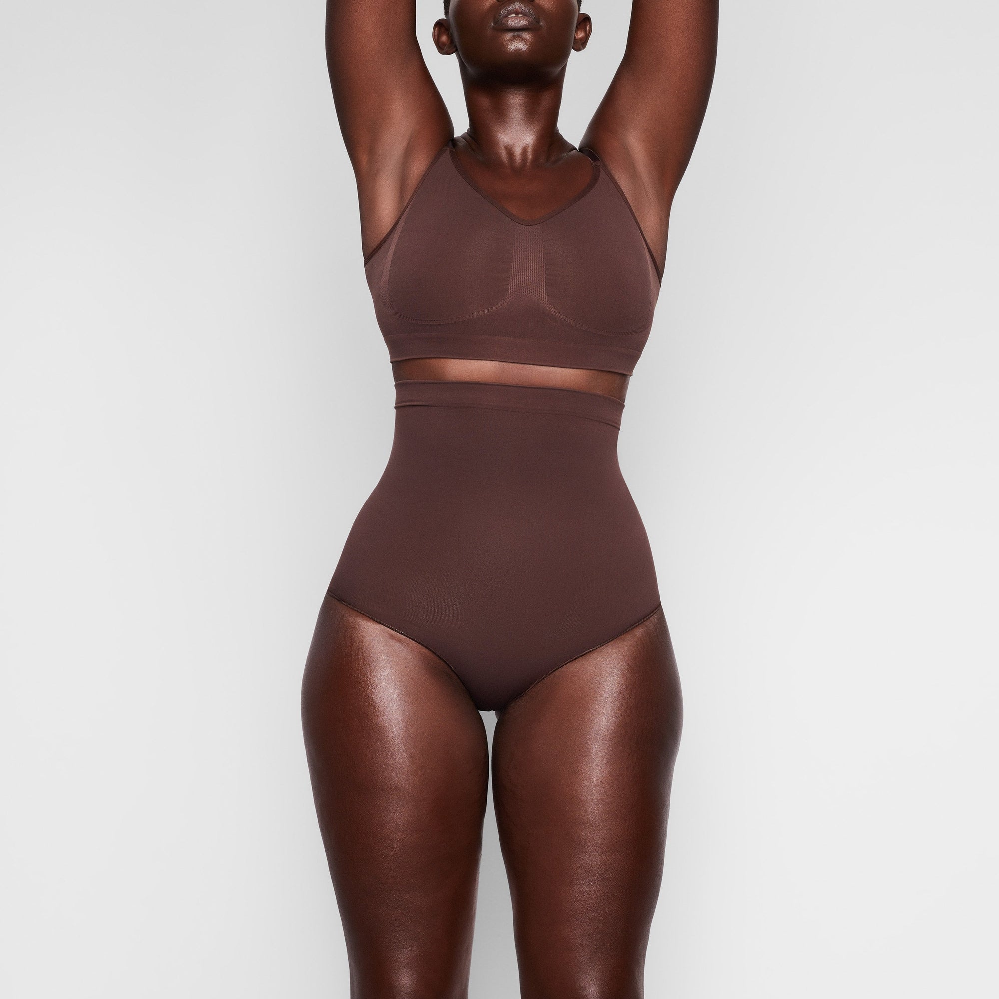SKIMS SEAMLESS SCULPT HIGH-WAISTED BRIEF | COCOA - Sneaker Türkiye