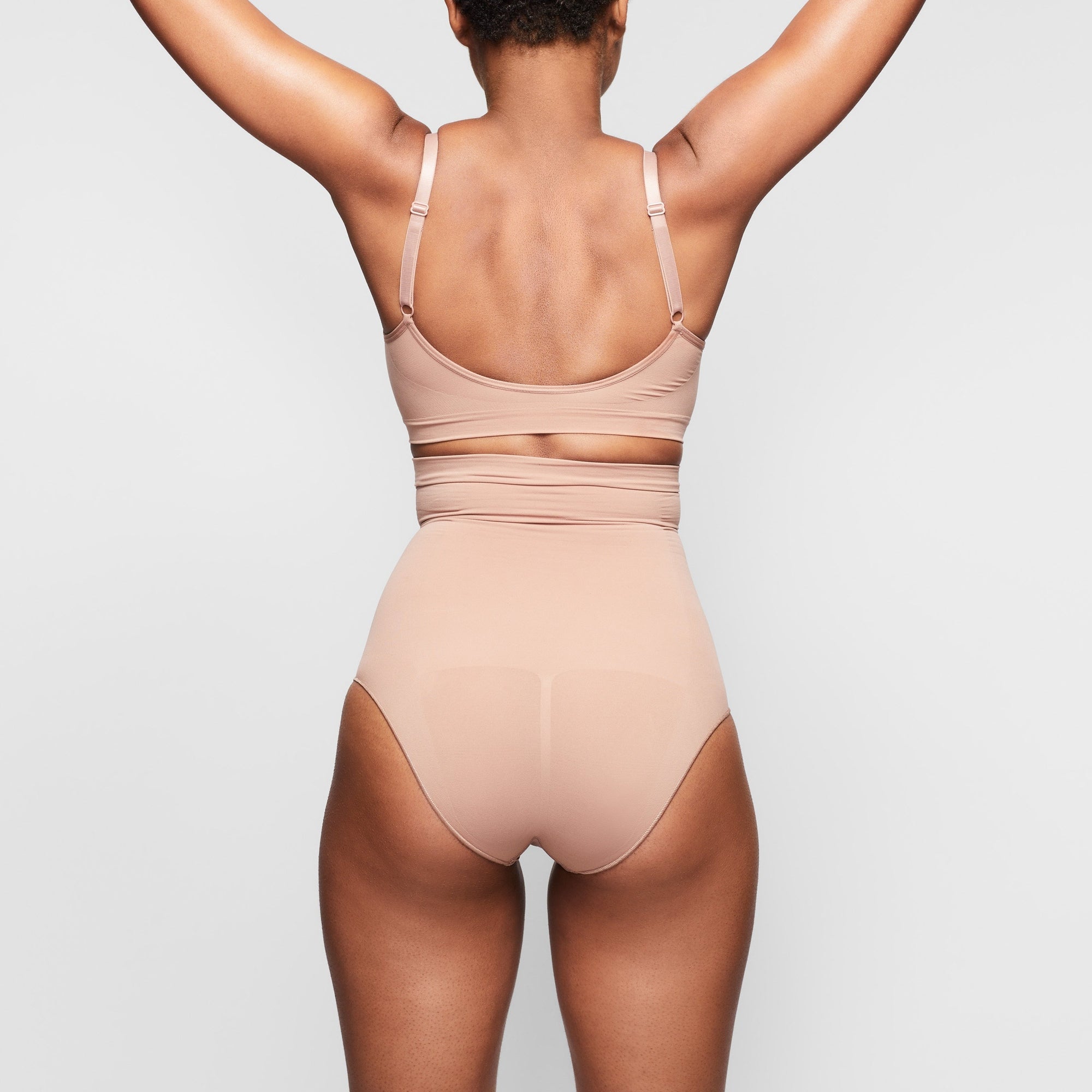 SKIMS SEAMLESS SCULPT HIGH-WAISTED BRIEF | SIENNA - Sneaker Türkiye