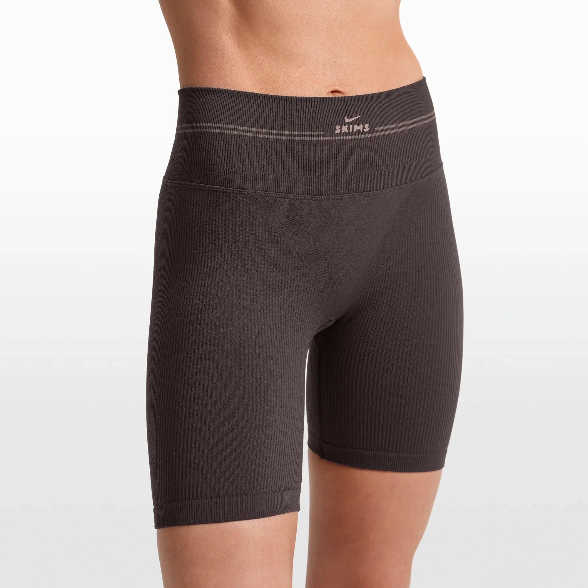 NikeSKIMS RIBBED SEAMLESS 5″ BIKER SHORT | PHOENIX - Sneaker Türkiye