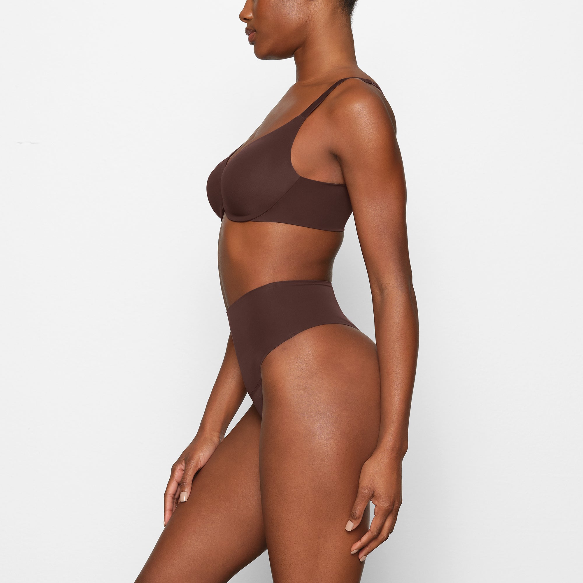 SKIMS SMOOTHING INTIMATES UNLINED FULL COVERAGE BRA | COCOA - Sneaker Türkiye