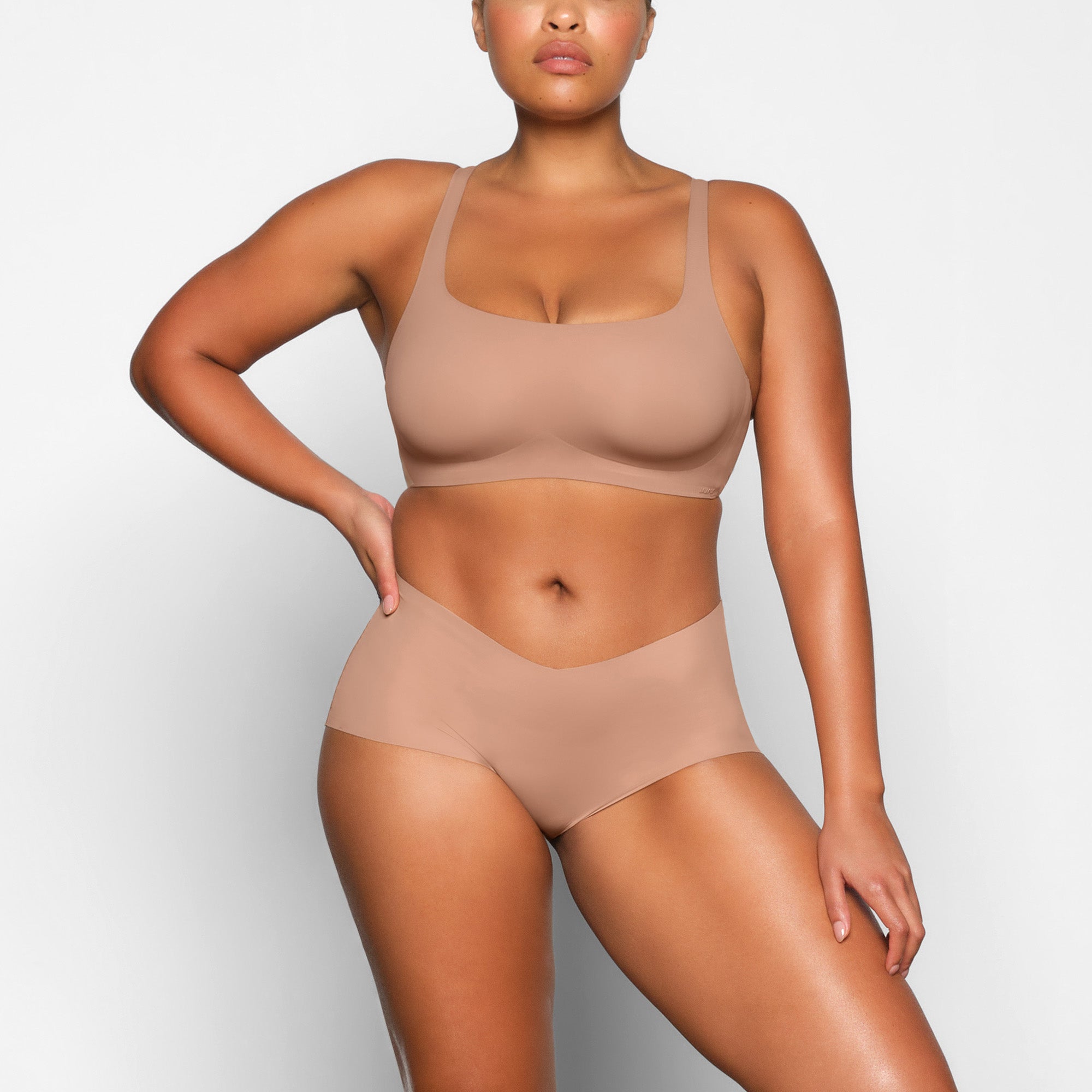 SKIMS NAKED SCOOP BRALETTE | SIENNA - Sneaker Türkiye
