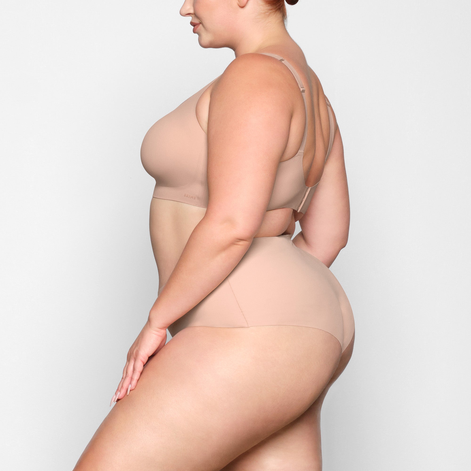 SKIMS NAKED SCOOP BRALETTE | MICA - Sneaker Türkiye