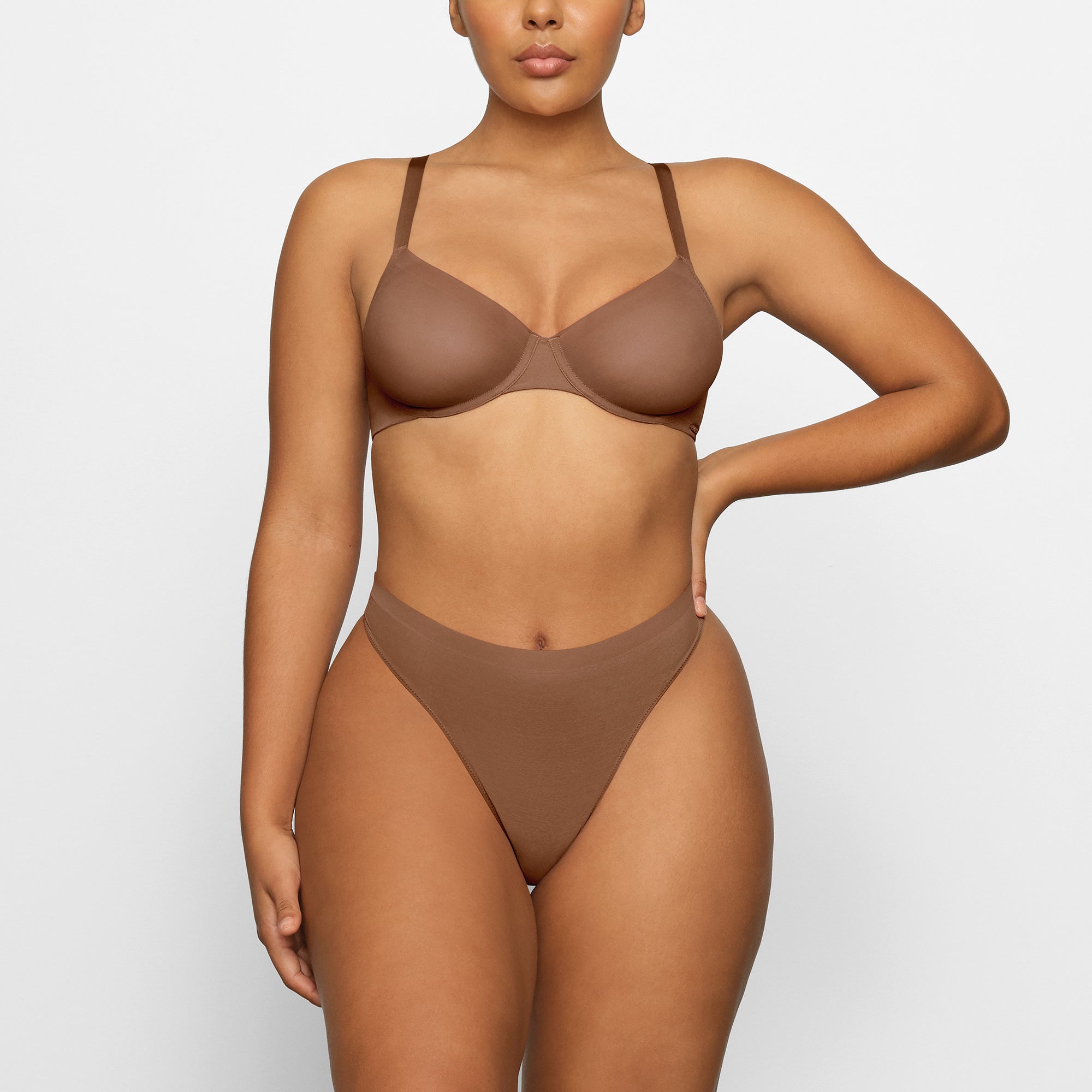 SKIMS NO SHOW UNLINED DEMI BRA | JASPER - Sneaker Türkiye