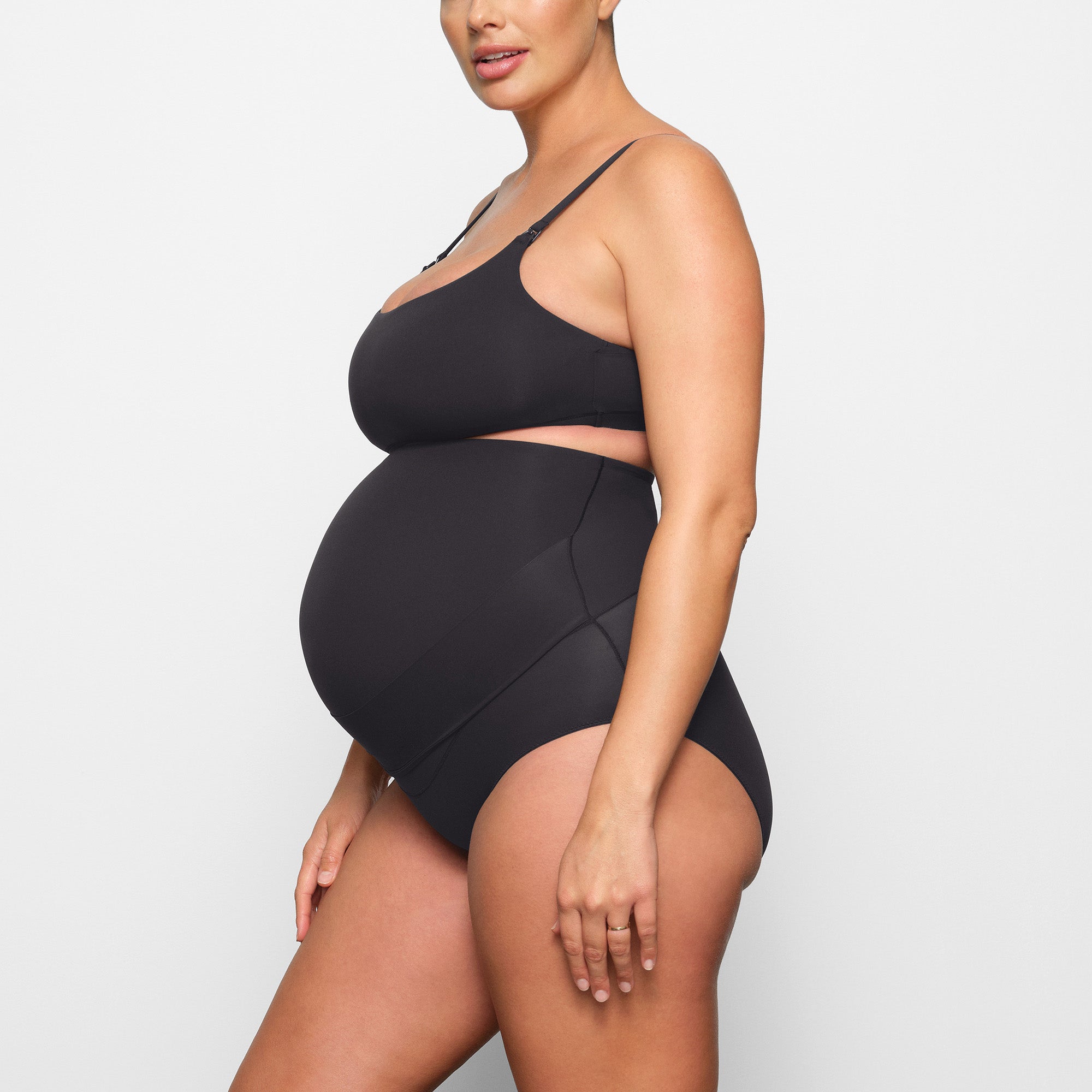 SKIMS FITS EVERYBODY MATERNITY PUMPING SCOOP BRALETTE | ONYX - Sneaker Türkiye