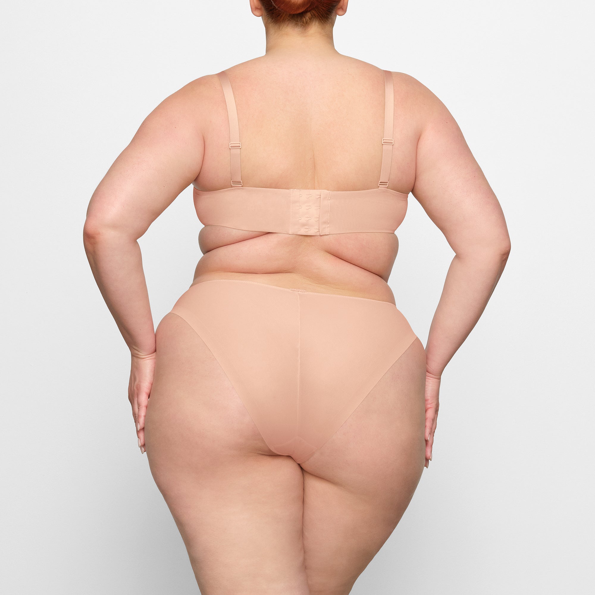 SKIMS NO SHOW UNLINED BALCONETTE BRA | MICA - Sneaker Türkiye