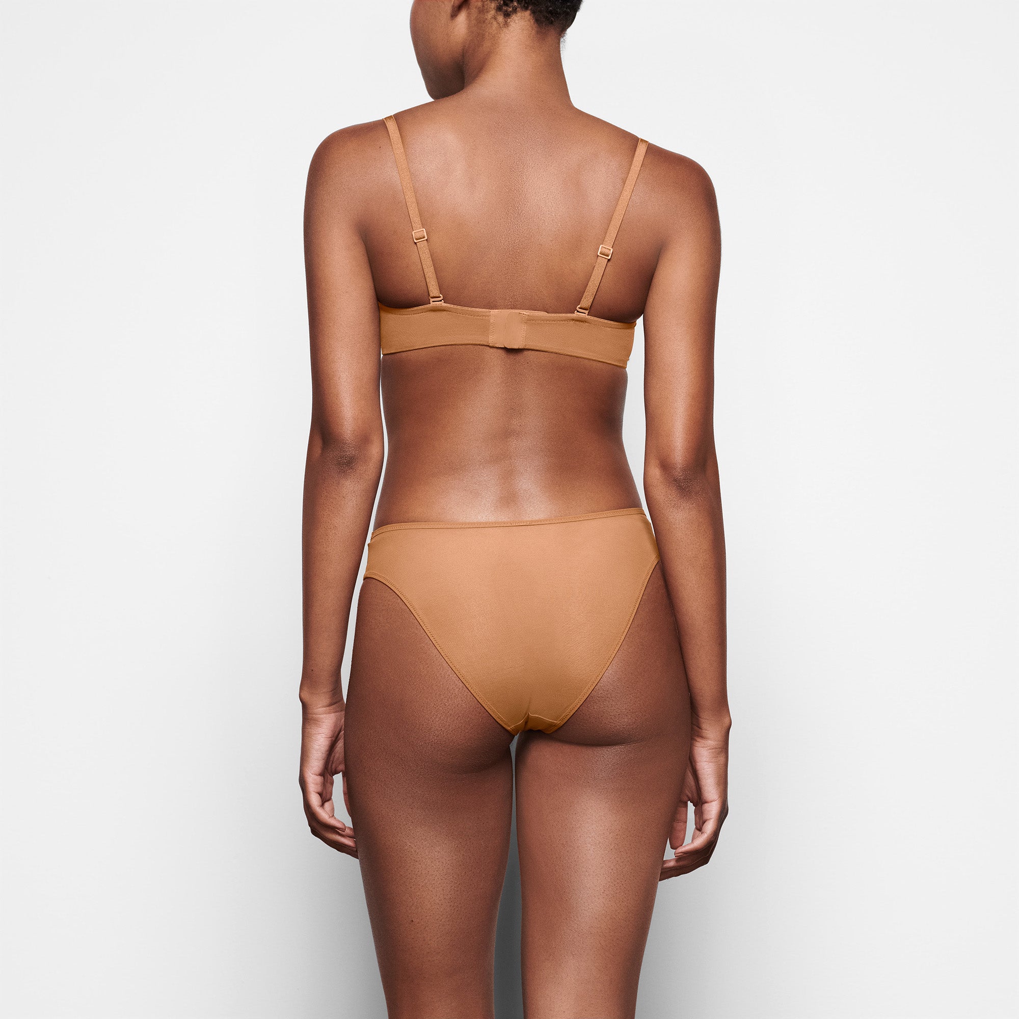 SKIMS ULTRA FINE MESH STRAPLESS BRA | BRONZE - Sneaker Türkiye
