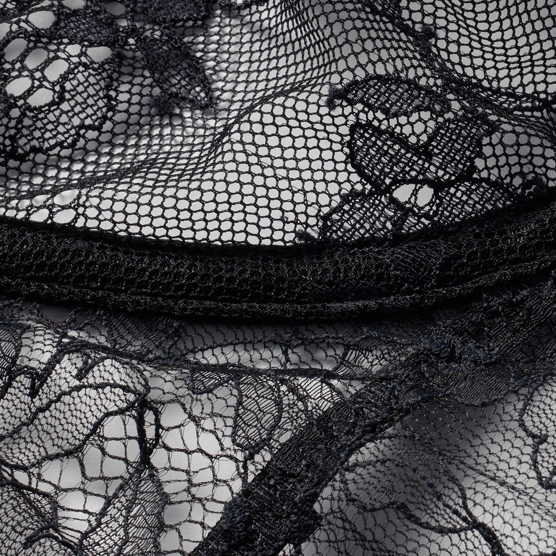 SKIMS ULTRA FINE LACE SCOOP BRA | ONYX - Sneaker Türkiye
