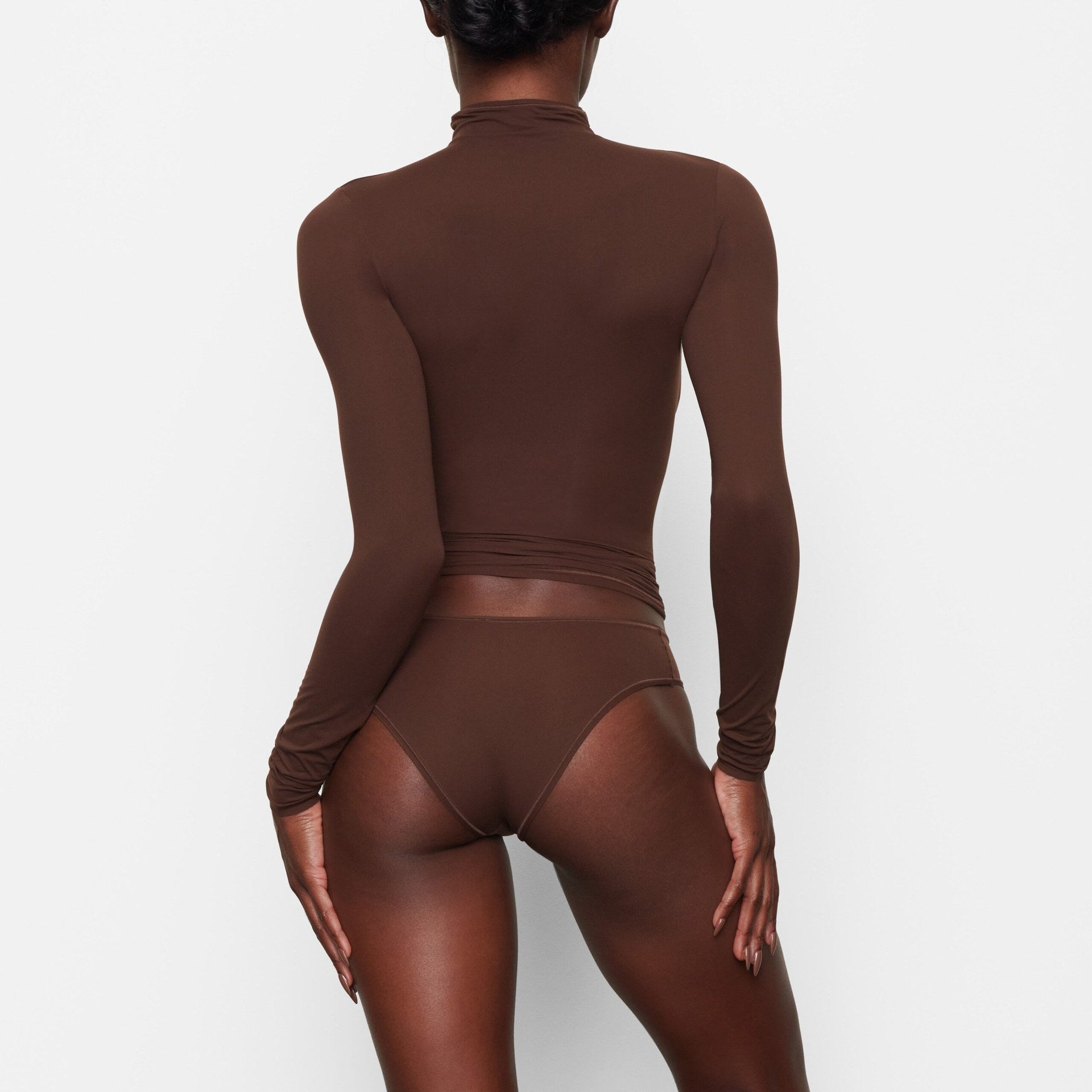 SKIMS FITS EVERYBODY TURTLENECK TOP | COCOA - Sneaker Türkiye