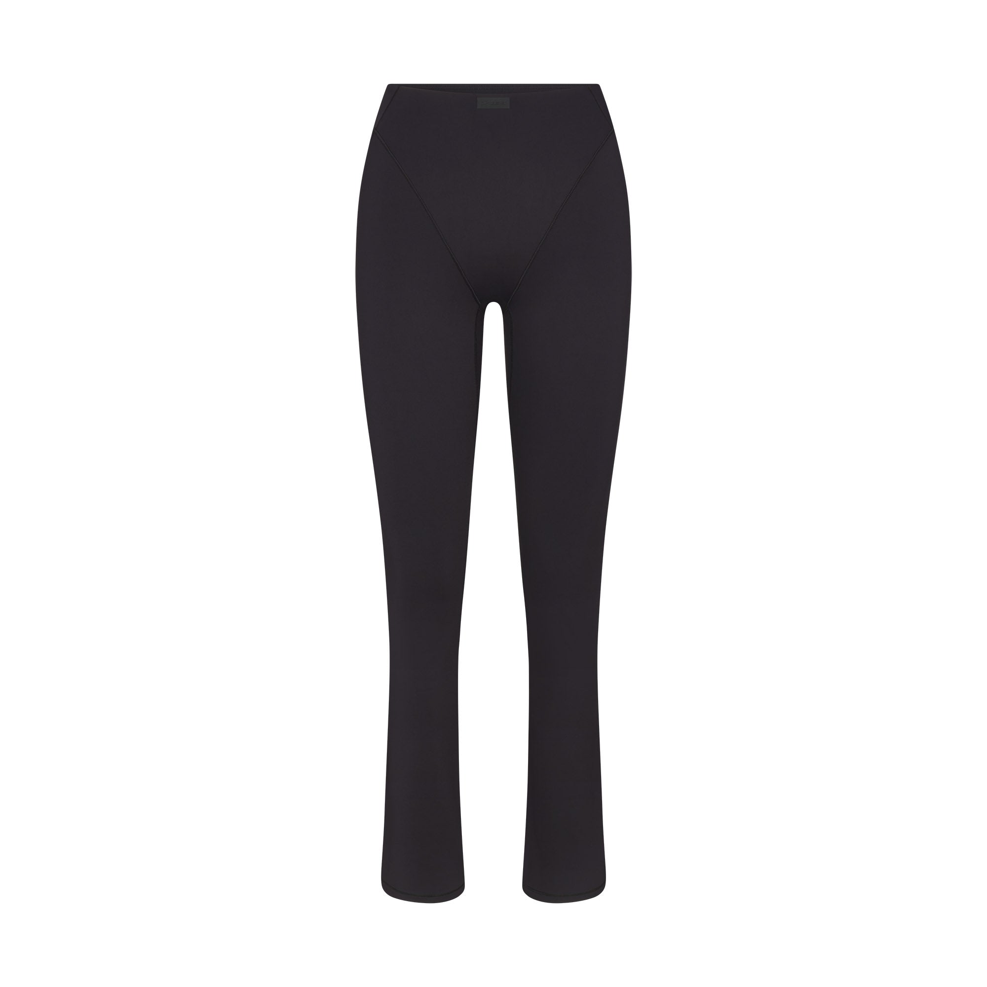 NikeSKIMS MATTE V-LINE 39″ STRAIGHT LEGGING | OBSIDIAN - Sneaker Türkiye