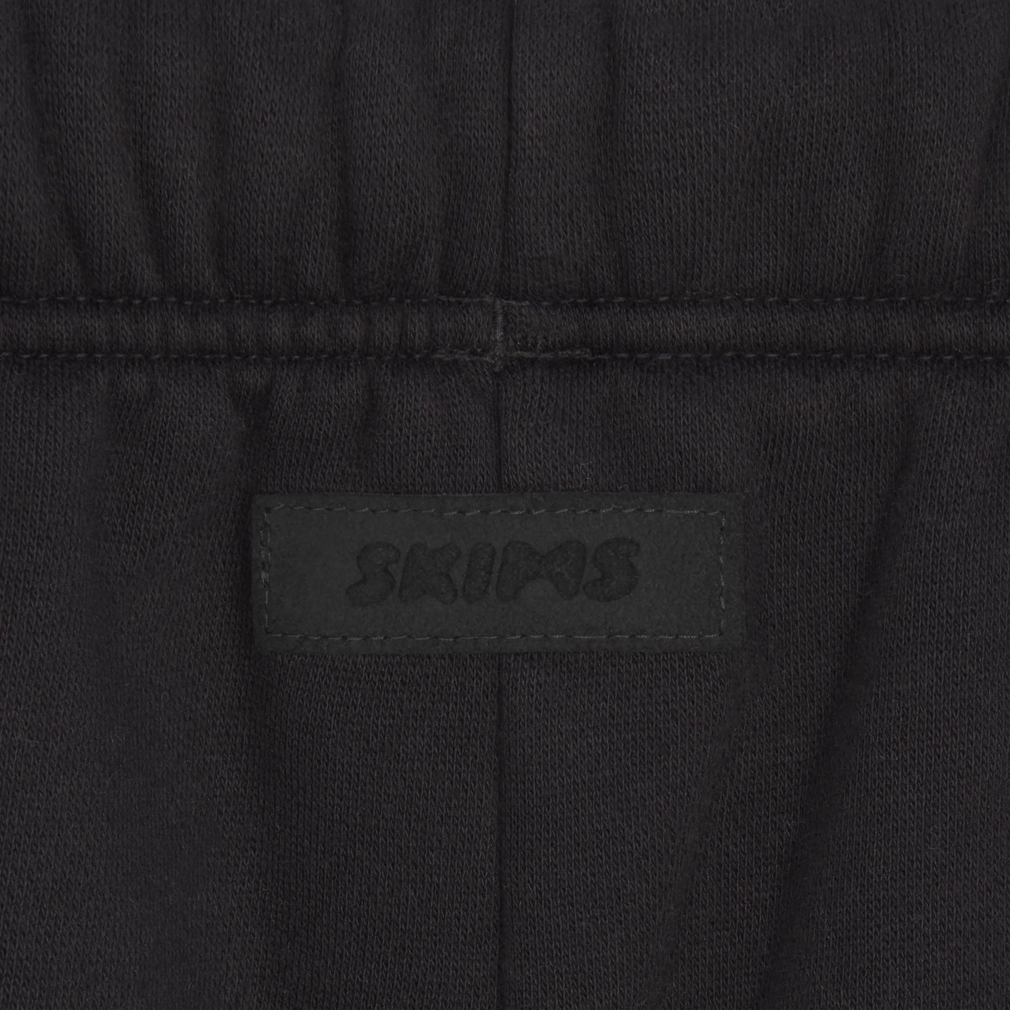 SKIMS FLEECE LOUNGE MENS RELAXED SHORT | WASHED ONYX - Sneaker Türkiye