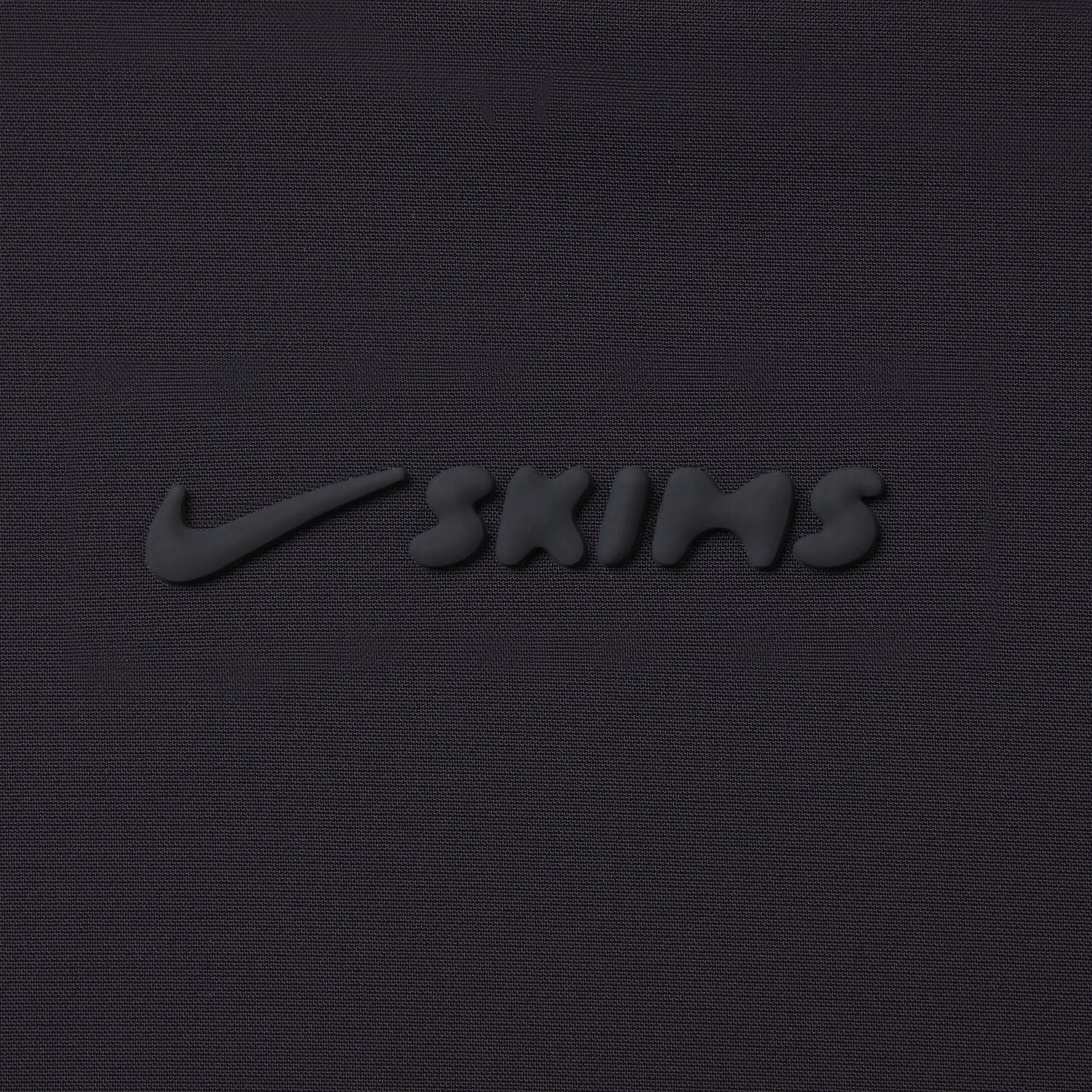 NikeSKIMS WOVEN NYLON WRAP COAT | OBSIDIAN - Sneaker Türkiye