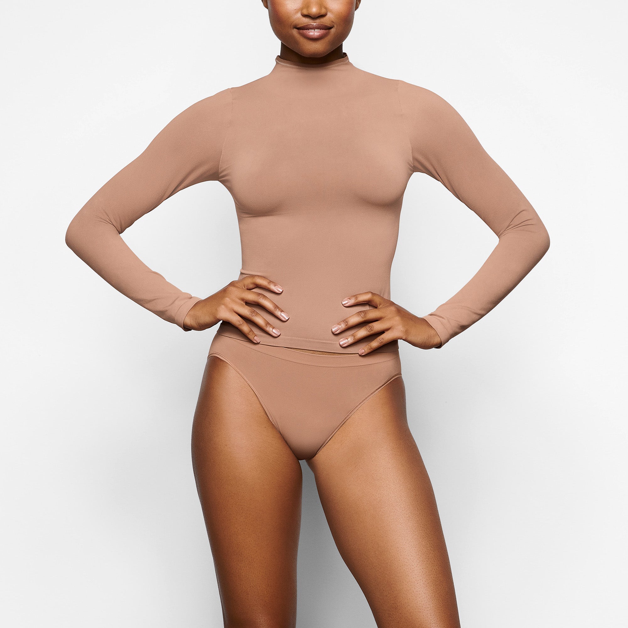 SKIMS SOFT SMOOTHING SEAMLESS BRIEF | SIENNA - Sneaker Türkiye