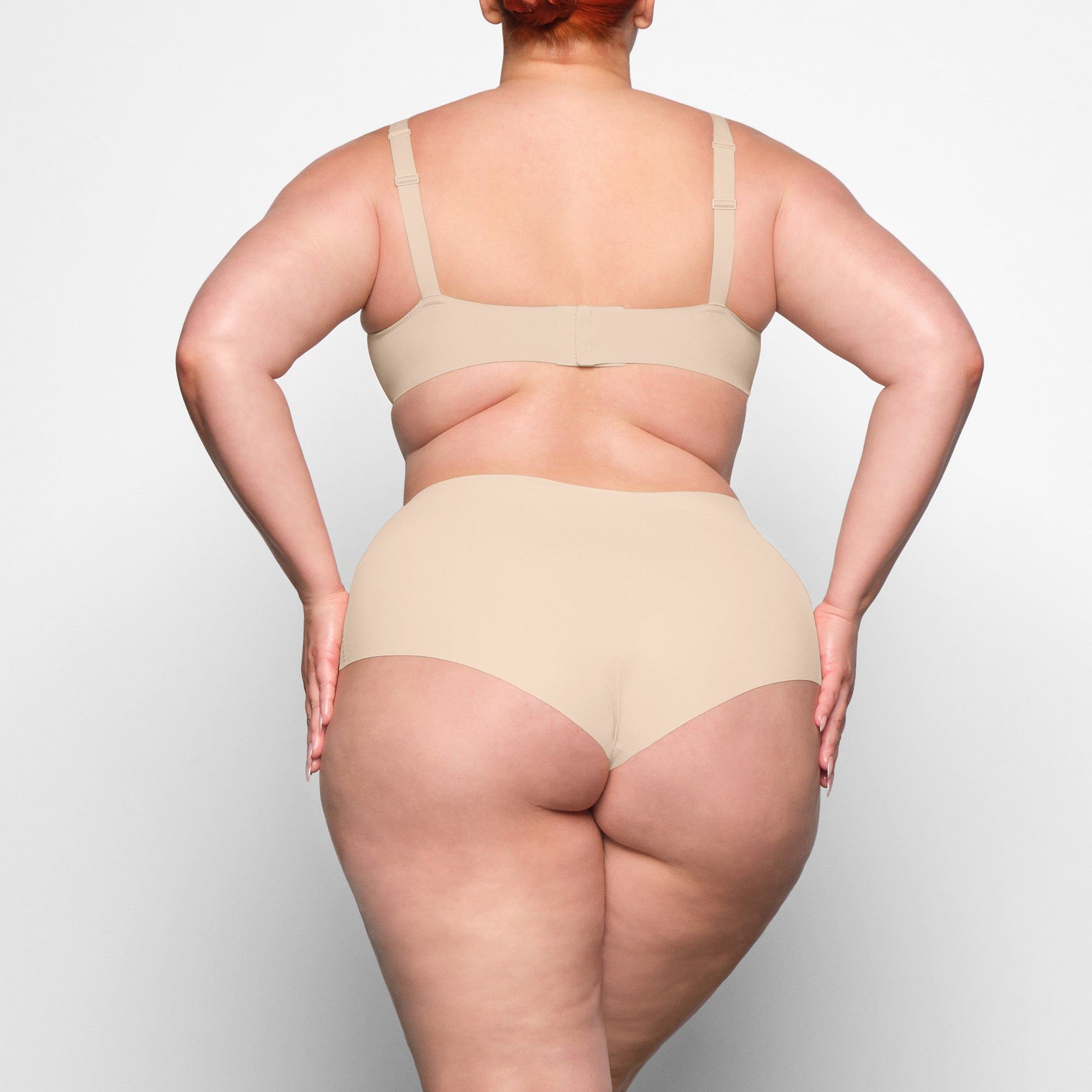 SKIMS NAKED BOY SHORT | SAND - Sneaker Türkiye