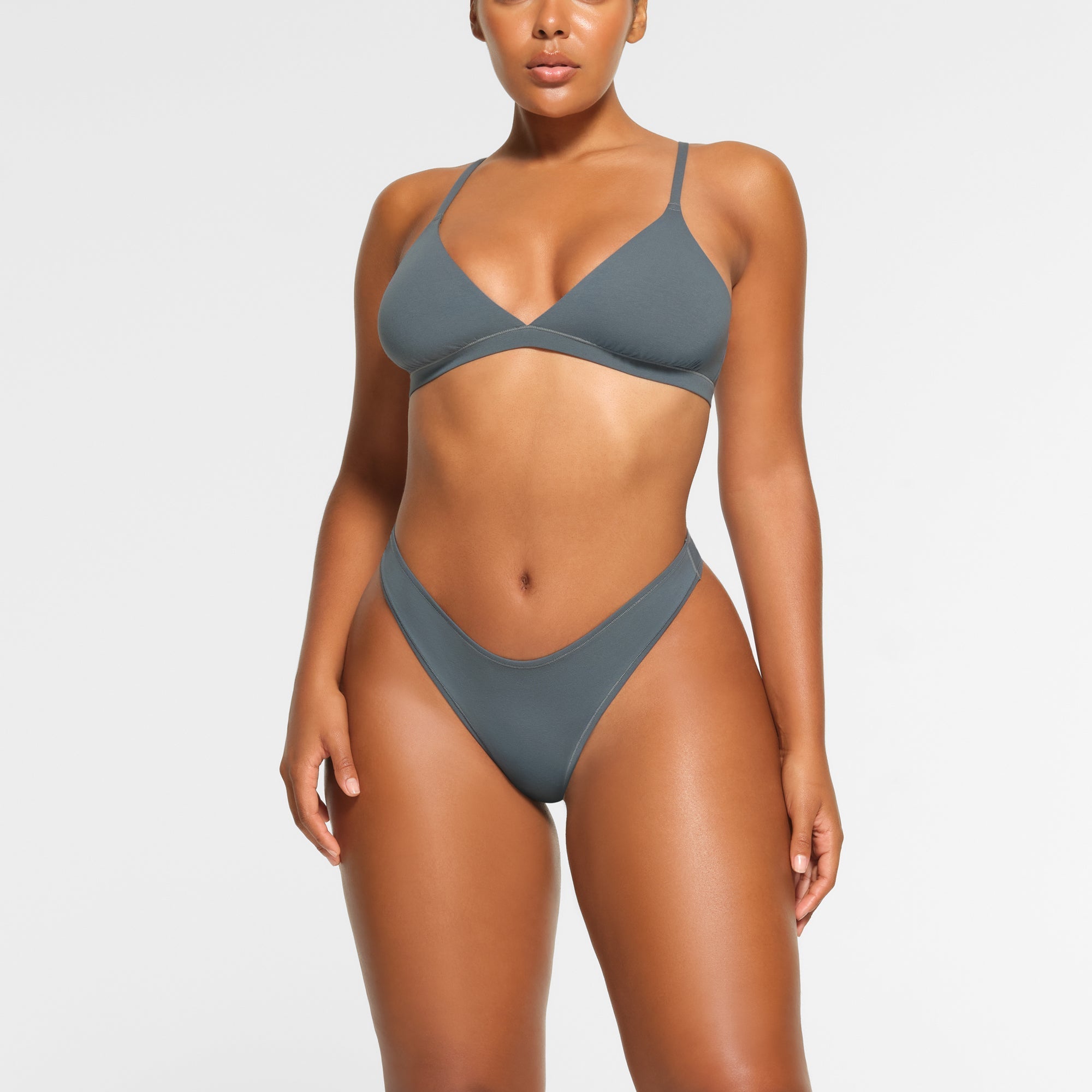 SKIMS COTTON JERSEY DIPPED THONG | KYANITE - Sneaker Türkiye