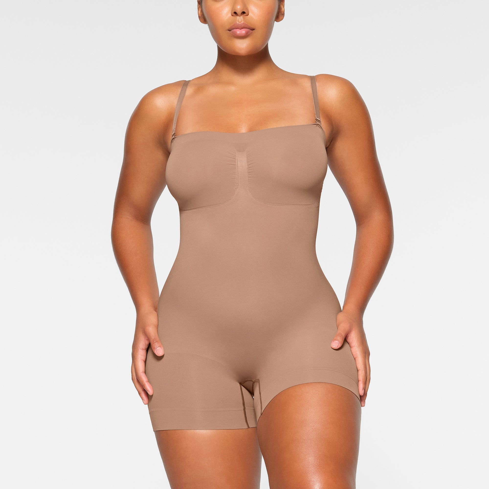 SKIMS SEAMLESS SCULPT STRAPLESS SHORTIE BODYSUIT | SIENNA - Sneaker Türkiye