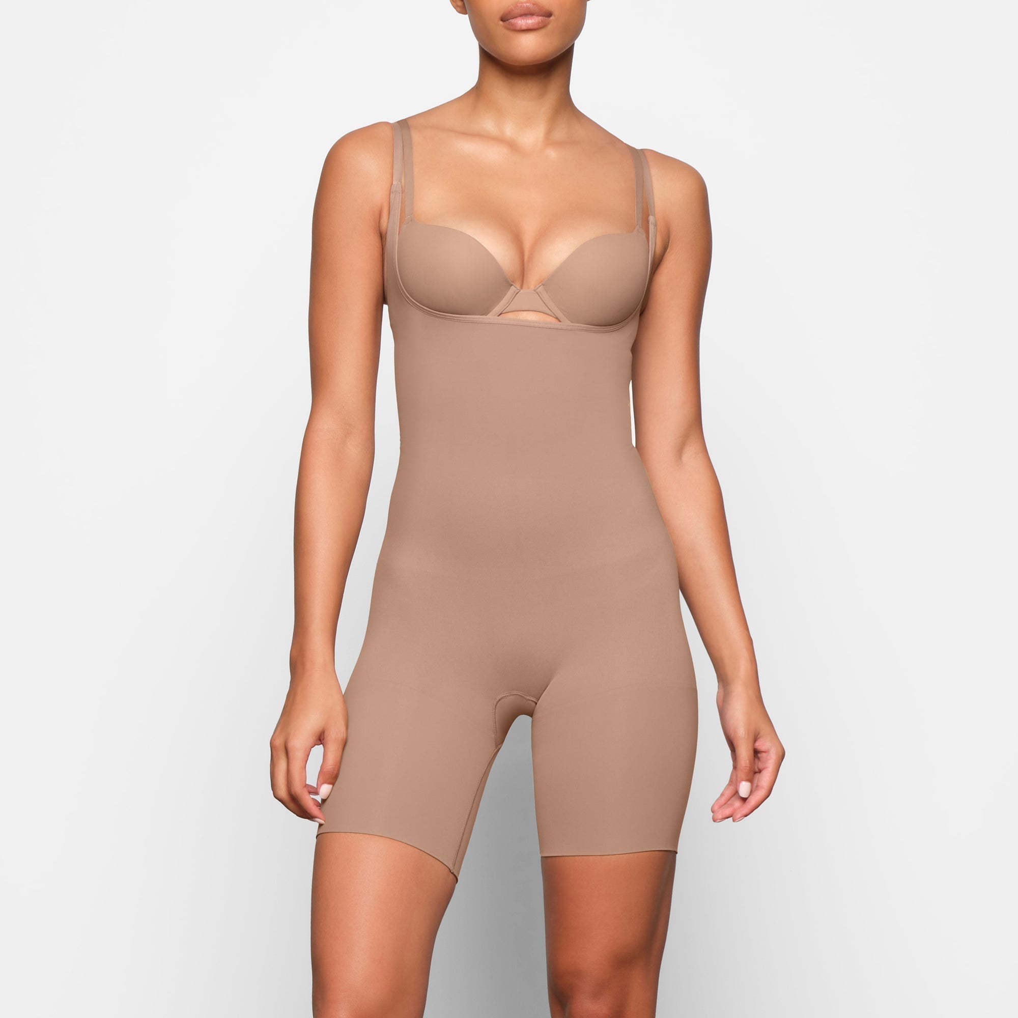 SKIMS SEAMLESS SCULPT BUTT LIFTING OPEN BUST BODYSUIT | SIENNA - Sneaker Türkiye