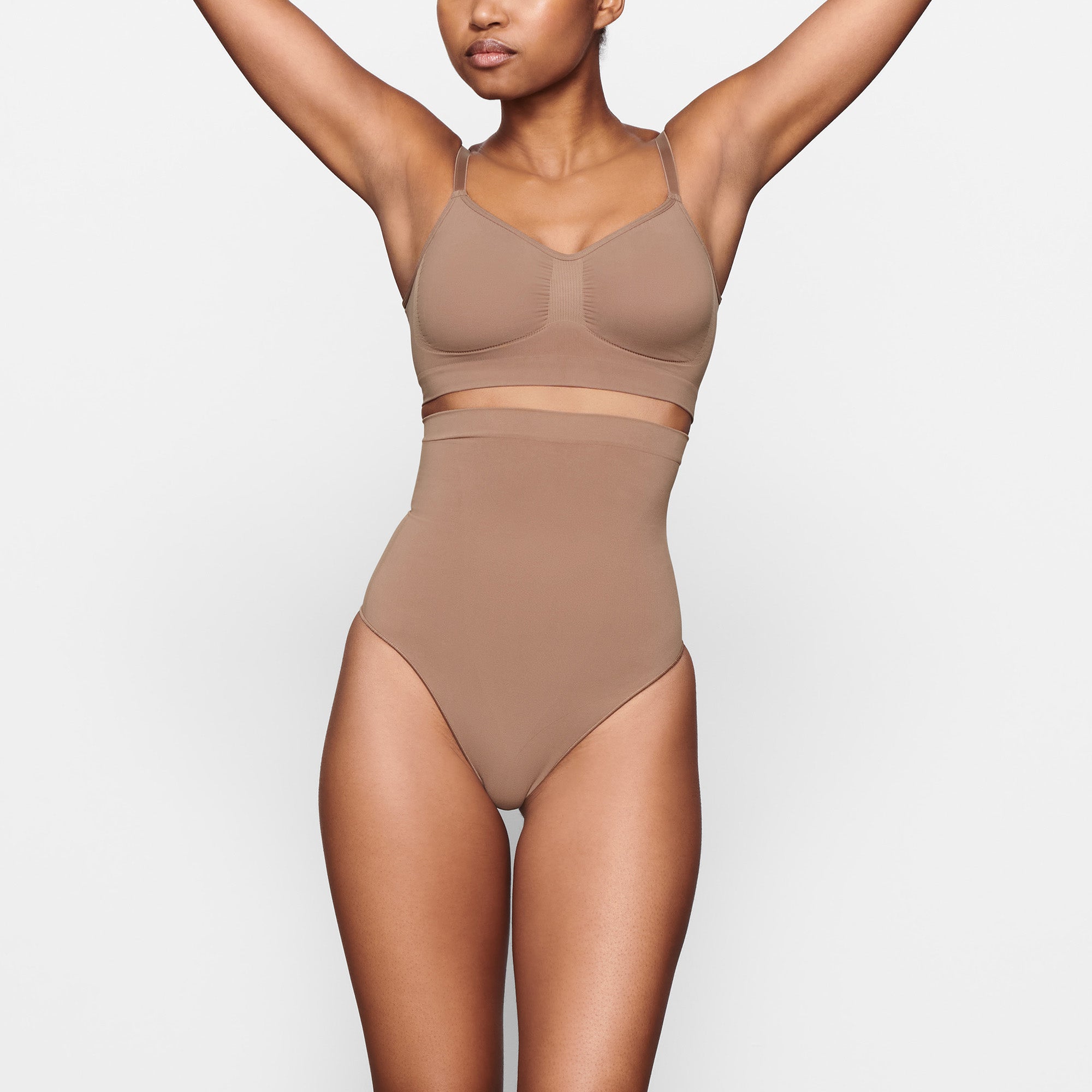 SKIMS SEAMLESS SCULPT HIGH-WAISTED THONG | SIENNA - Sneaker Türkiye