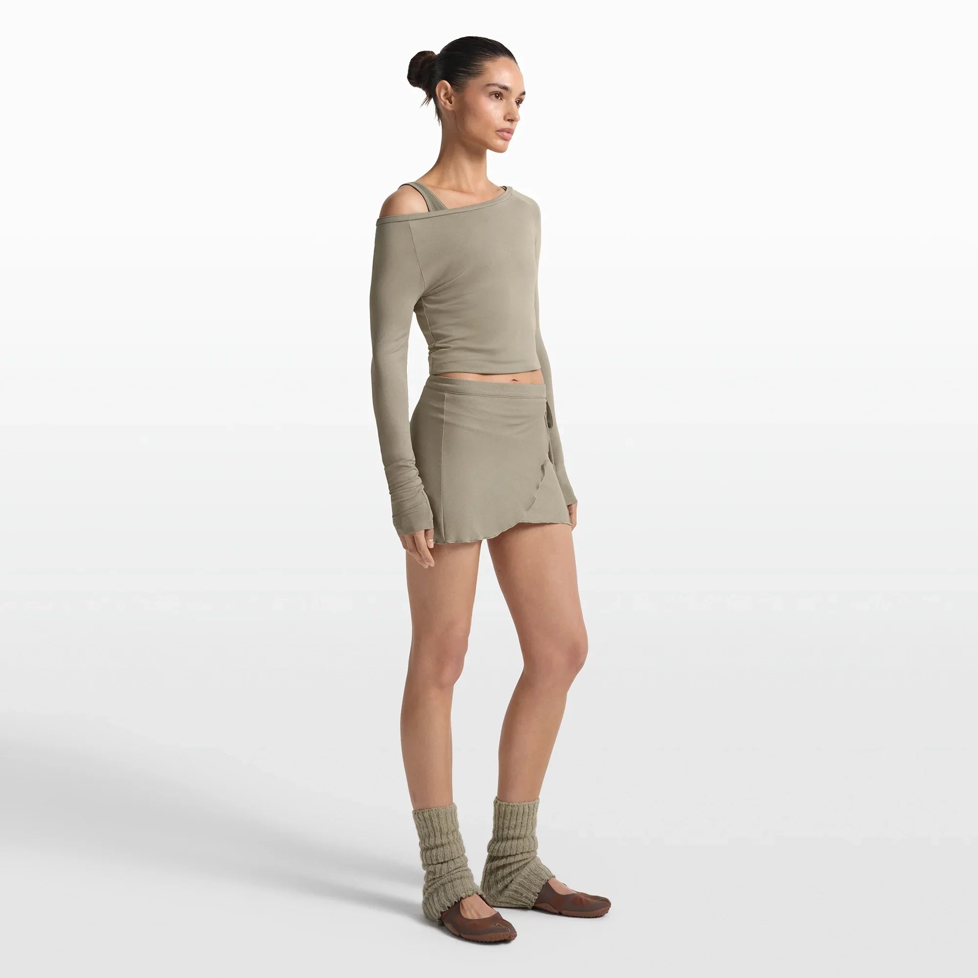 NikeSKIMS STRETCH KNIT WRAP SKIRT | DUNE - Sneaker Türkiye
