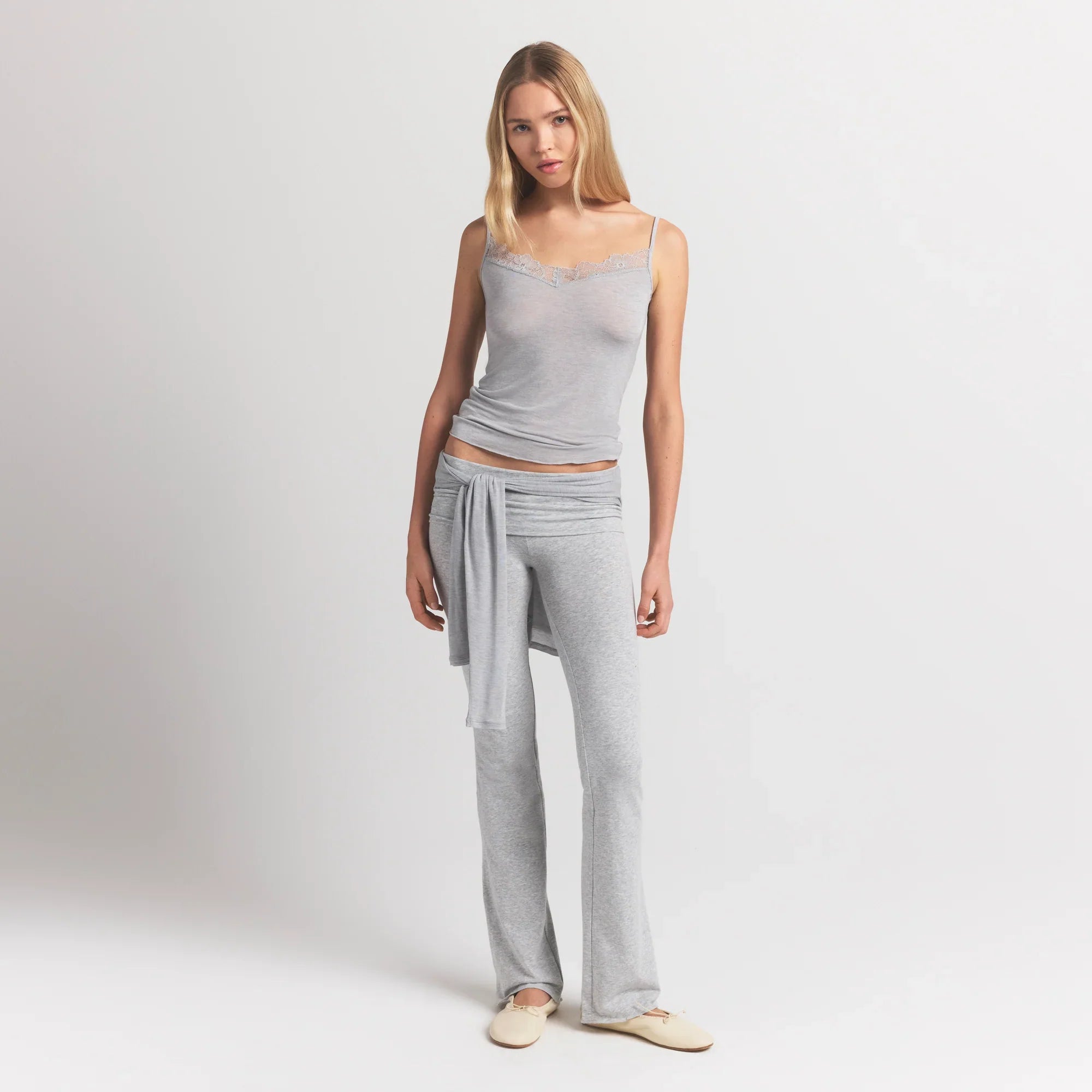 SKIMS SHEER MODAL LACE CAMI | HEATHER GREY - Sneaker Türkiye