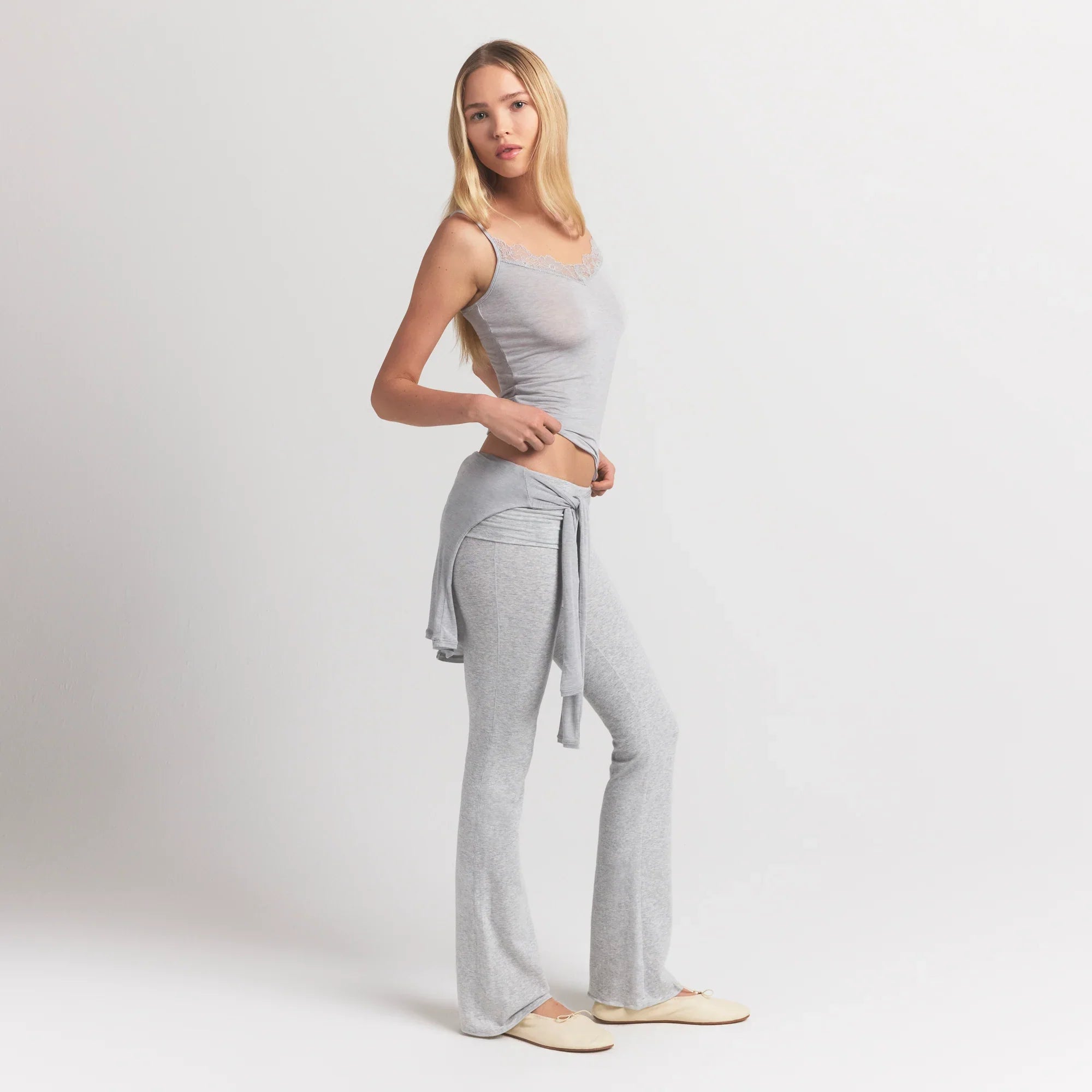 SKIMS SHEER MODAL LACE CAMI | HEATHER GREY - Sneaker Türkiye