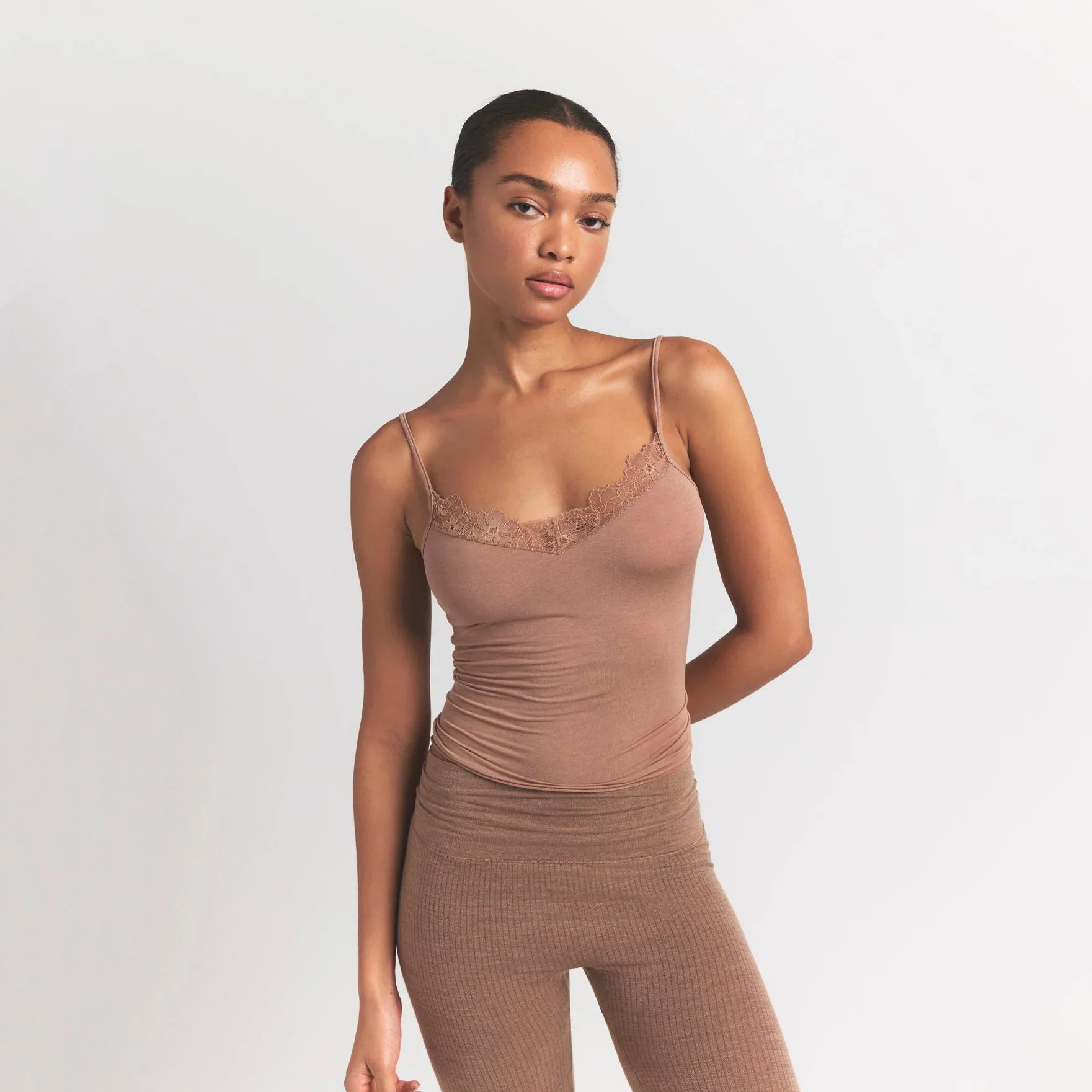 SKIMS SHEER MODAL LACE CAMI | SIENNA - Sneaker Türkiye