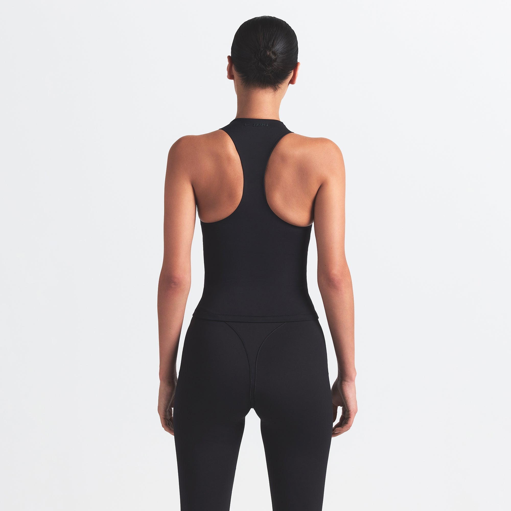 NikeSKIMS MATTE MOCK NECK RACER TANK | OBSIDIAN - Sneaker Türkiye
