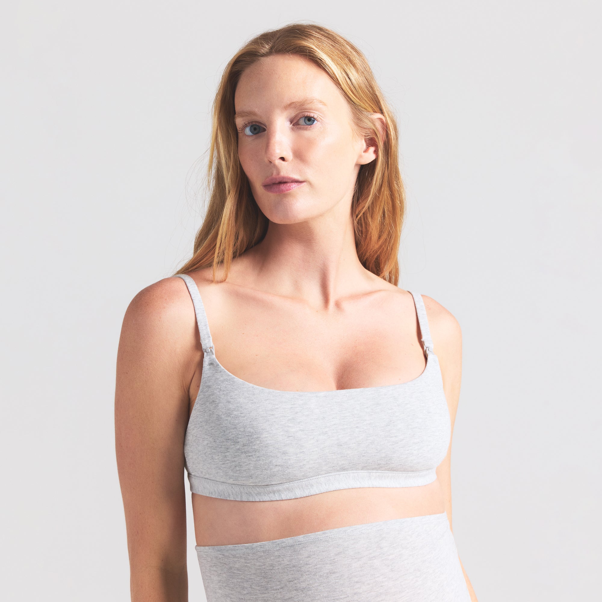 SKIMS COTTON JERSEY MATERNITY NURSING SCOOP BRALETTE | LIGHT HEATHER GREY - Sneaker Türkiye