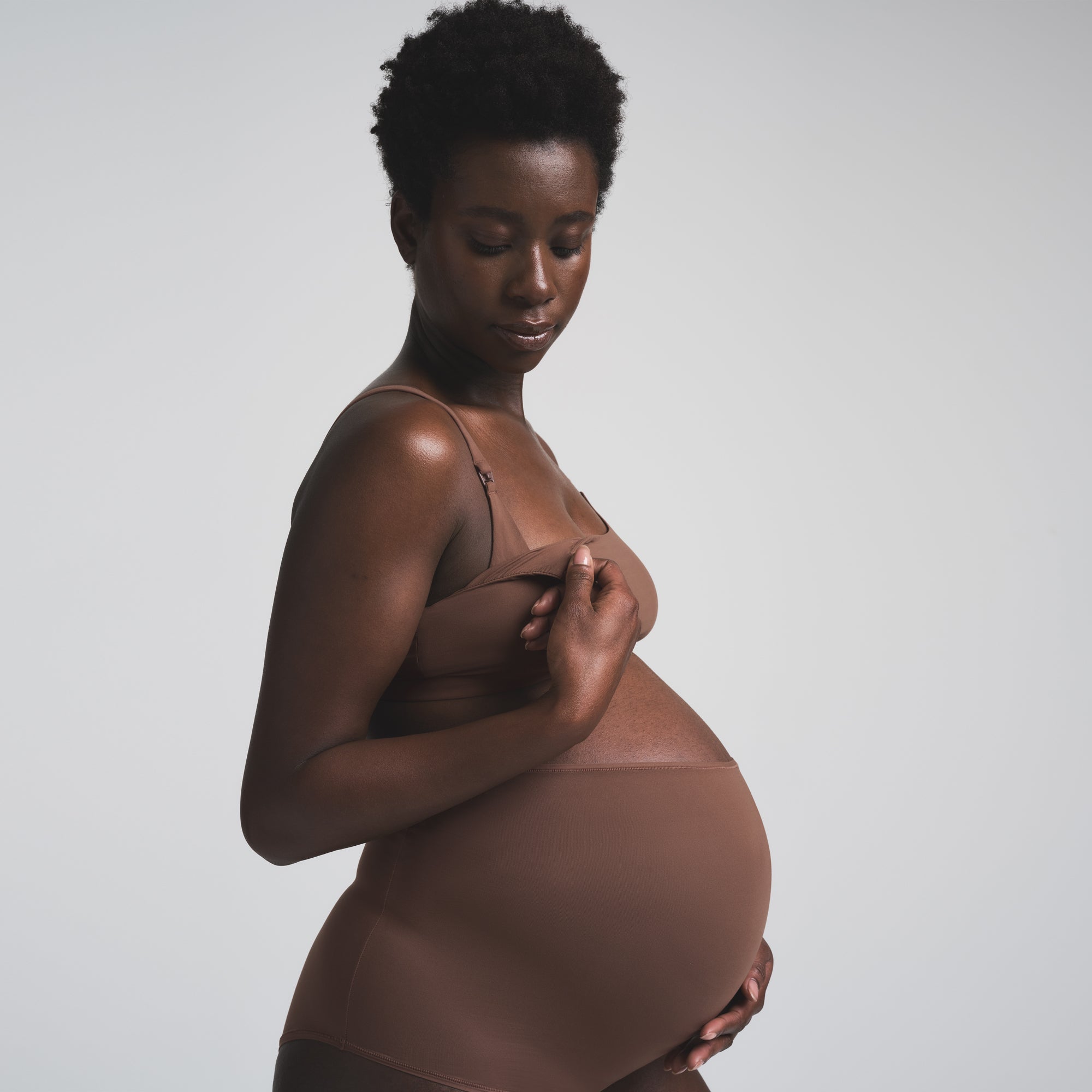 SKIMS FITS EVERYBODY MATERNITY NURSING SCOOP BRALETTE | JASPER - Sneaker Türkiye