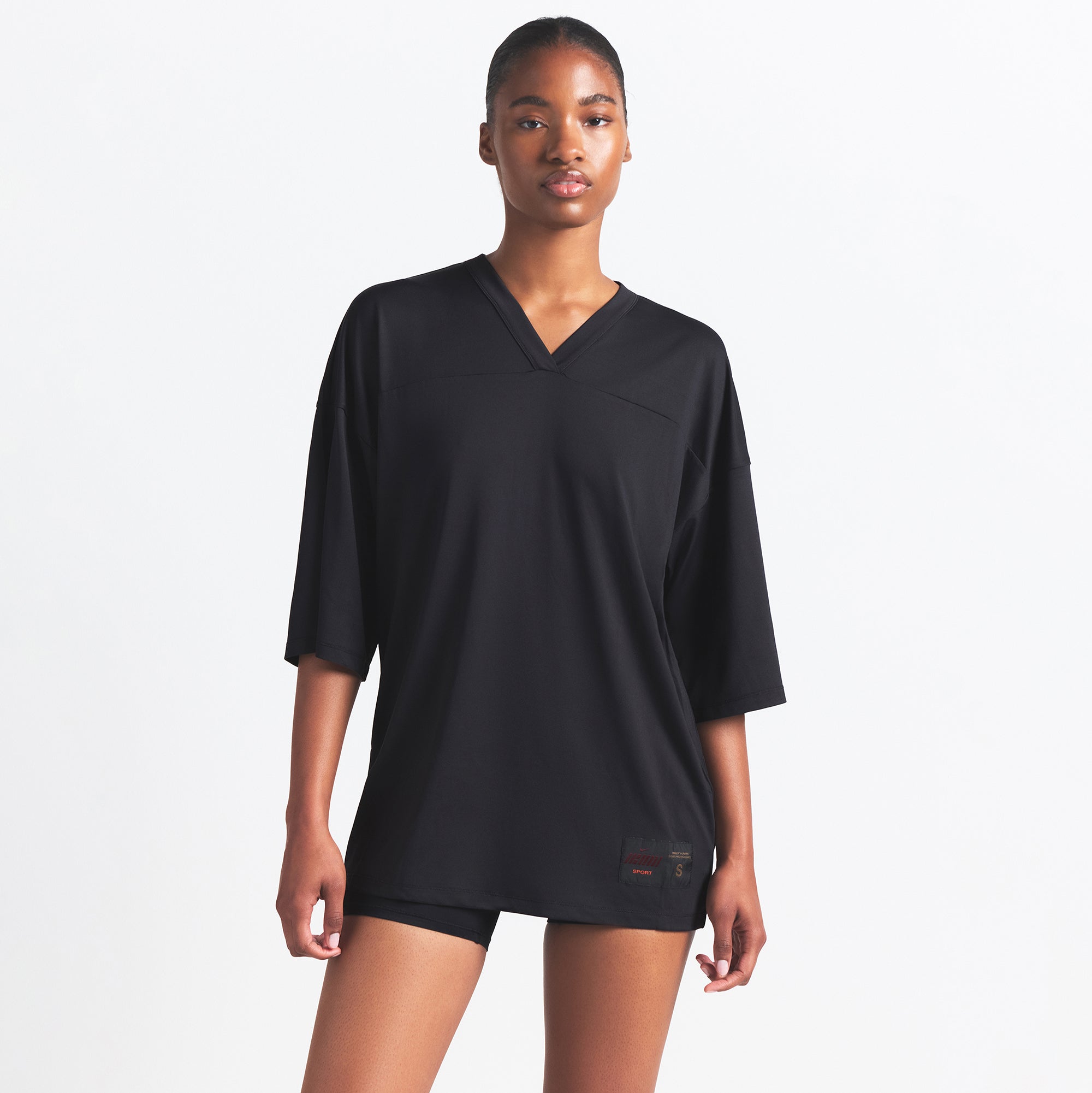 NikeSKIMS AIRY V-NECK OVERBedenD TOP | OBSIDIAN - Sneaker Türkiye