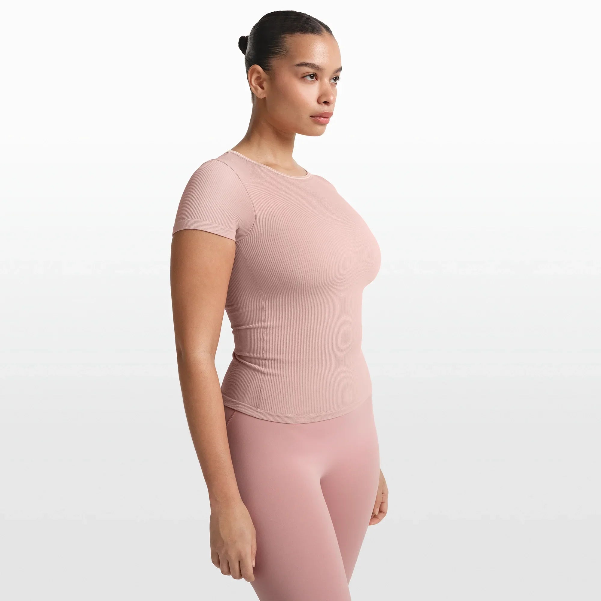 NikeSKIMS RIBBED SEAMLESS BABY TEE | HIMALAYAN - Sneaker Türkiye
