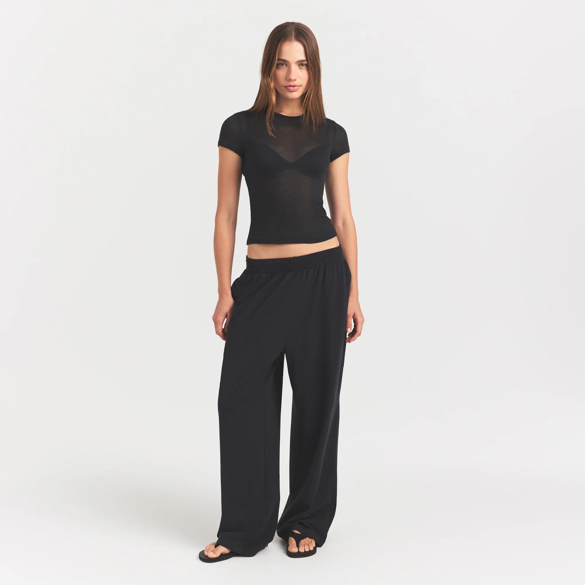 SKIMS SHEER RIB T-SHIRT | SOOT - Sneaker Türkiye