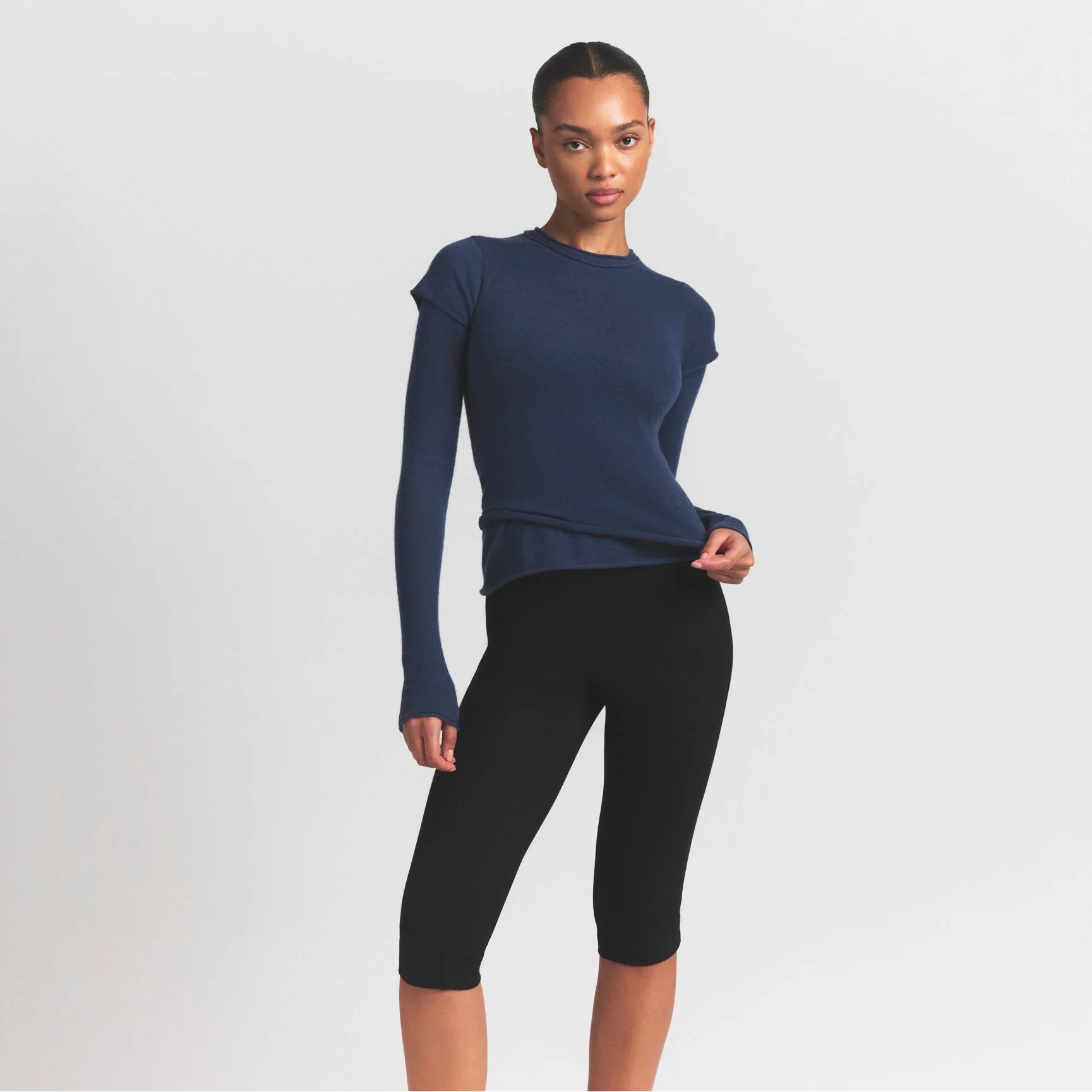 SKIMS FEATHERWEIGHT CASHMERE TEE | INDIGO - Sneaker Türkiye