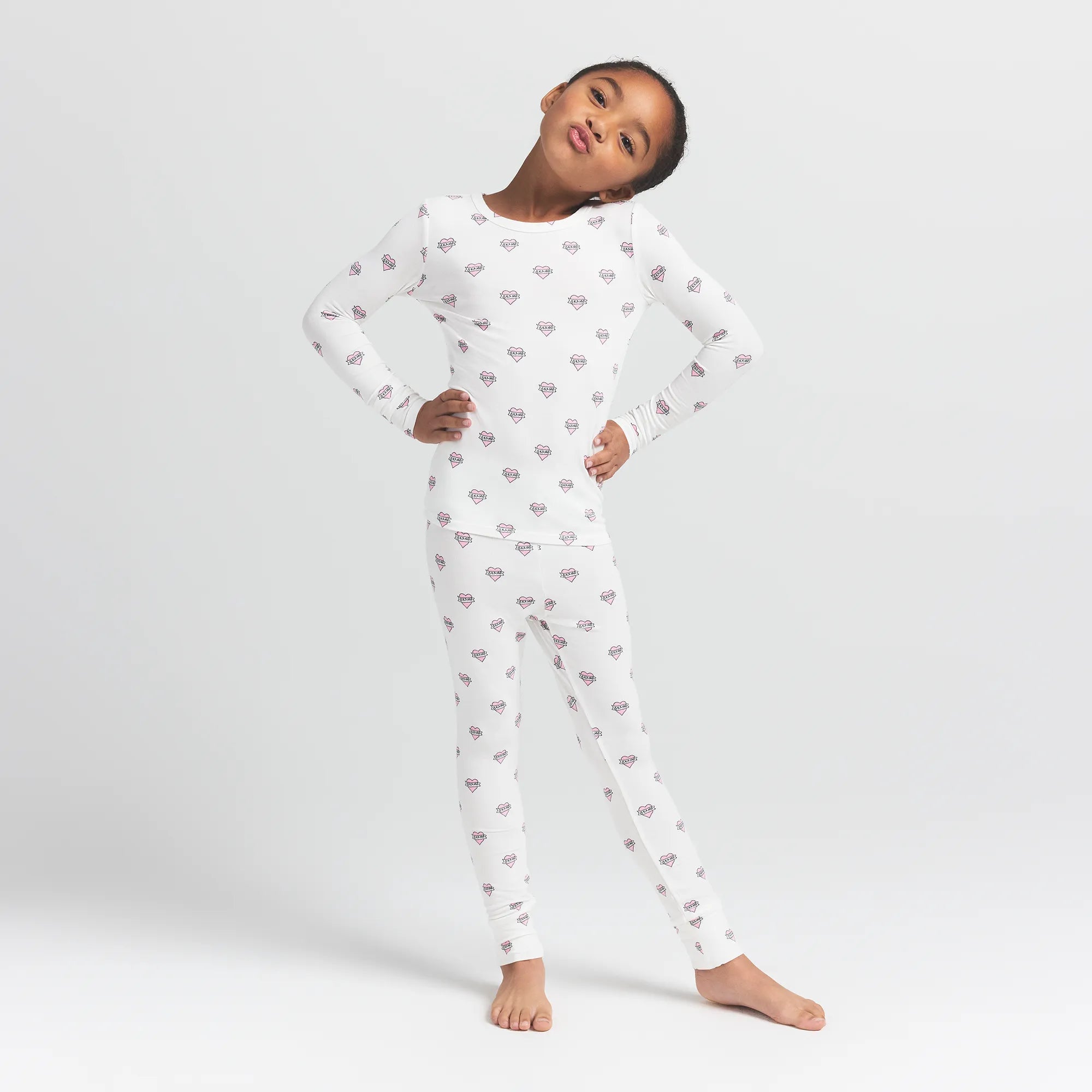 SKIMS SLEEP KIDS SLEEP SET | MARBLE HEART BANNER - Sneaker Türkiye