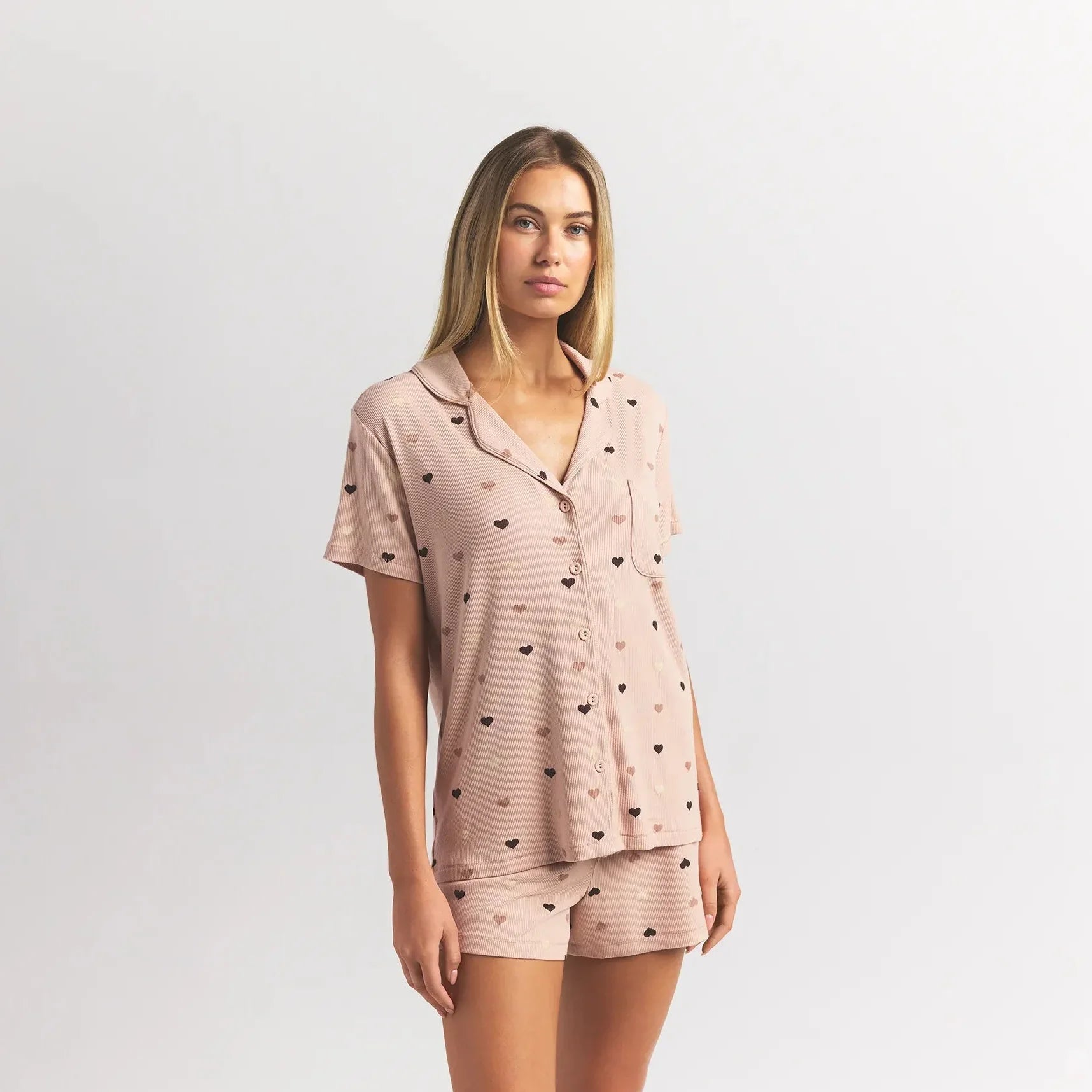 SKIMS SOFT LOUNGE SHORT SLEEP SET | MICA MINI HEART HALFDROP - Sneaker Türkiye