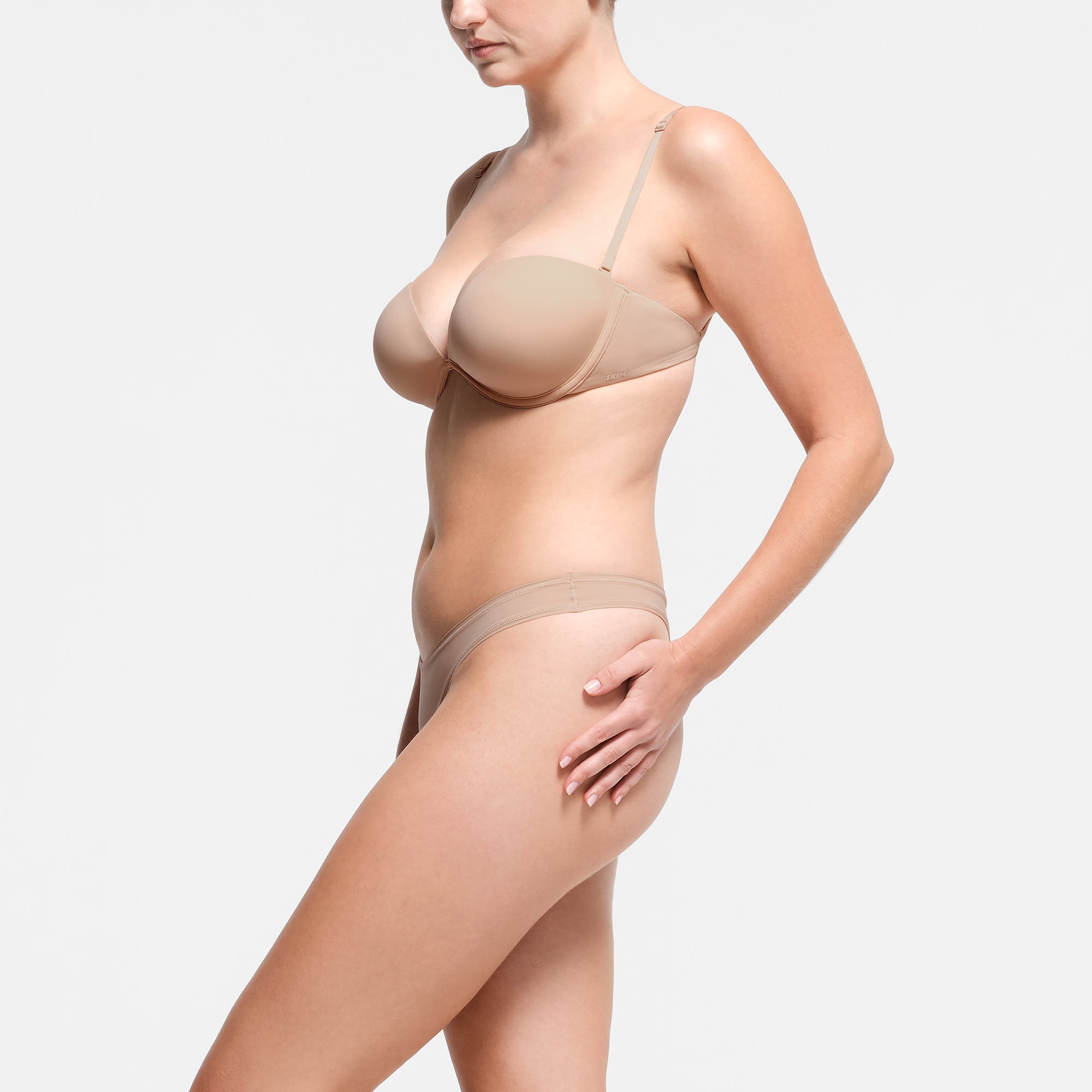 SKIMS MULTI-WAY BRA | CLAY - Sneaker Türkiye
