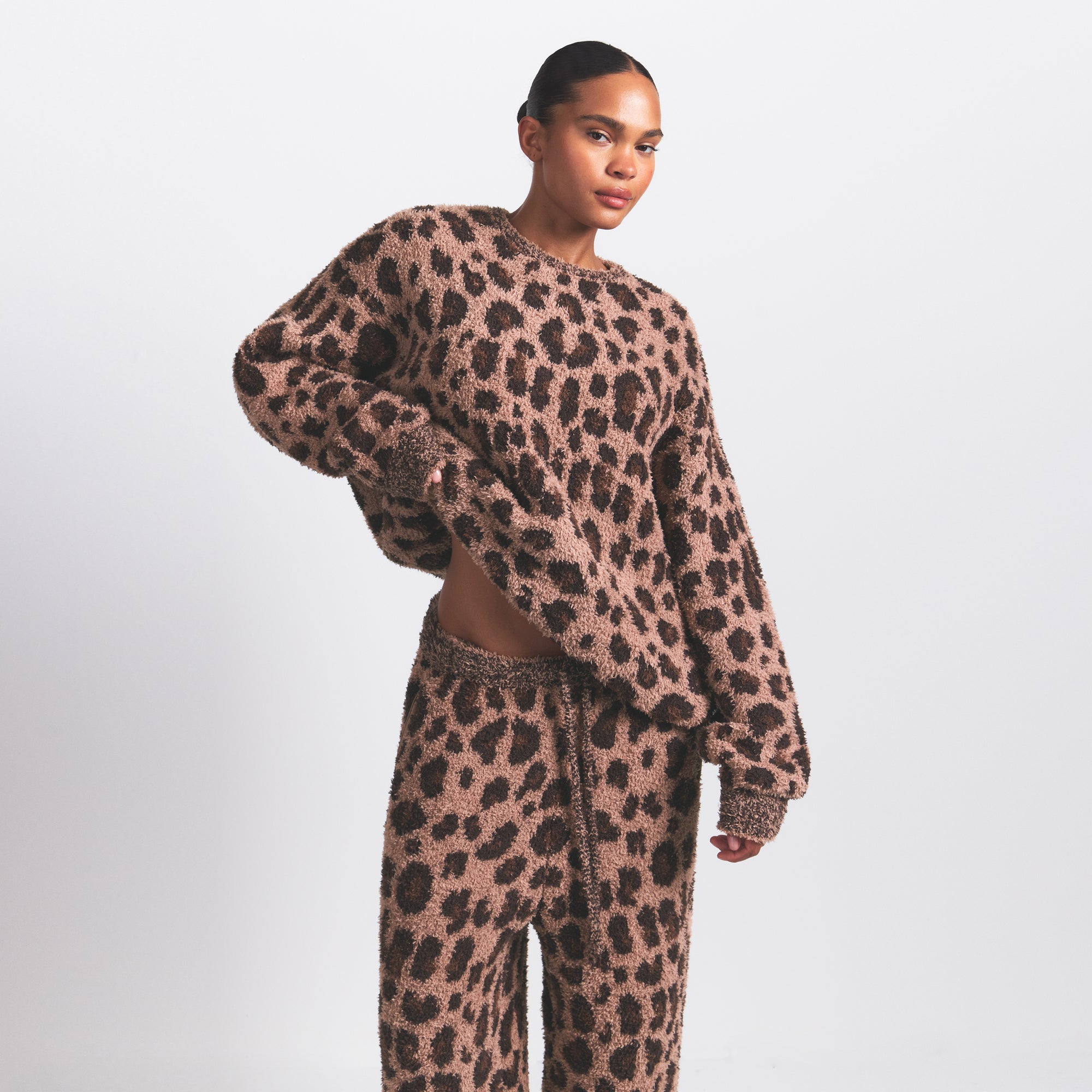 SKIMS COZY OVERBedenD CREWNECK PULLOVER | SIENNA LEOPARD PRINT - Sneaker Türkiye