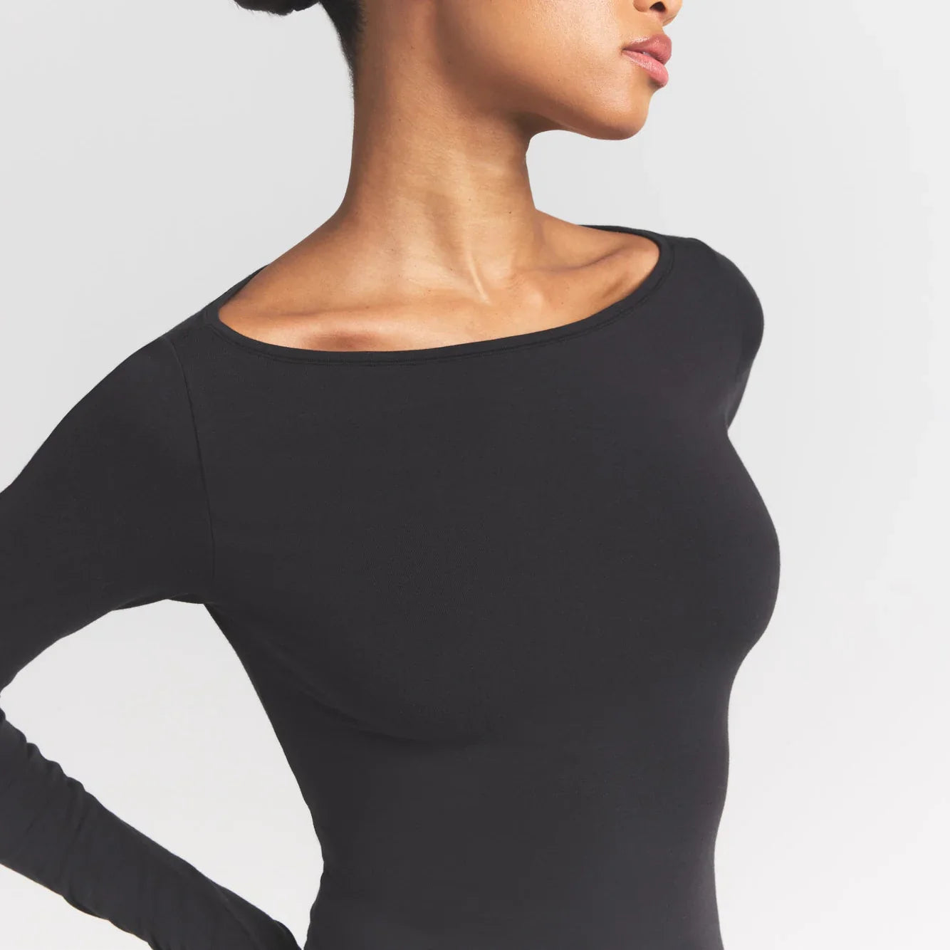 SKIMS COTTON JERSEY LONG SLEEVE BOATNECK TOP | SOOT - Sneaker Türkiye