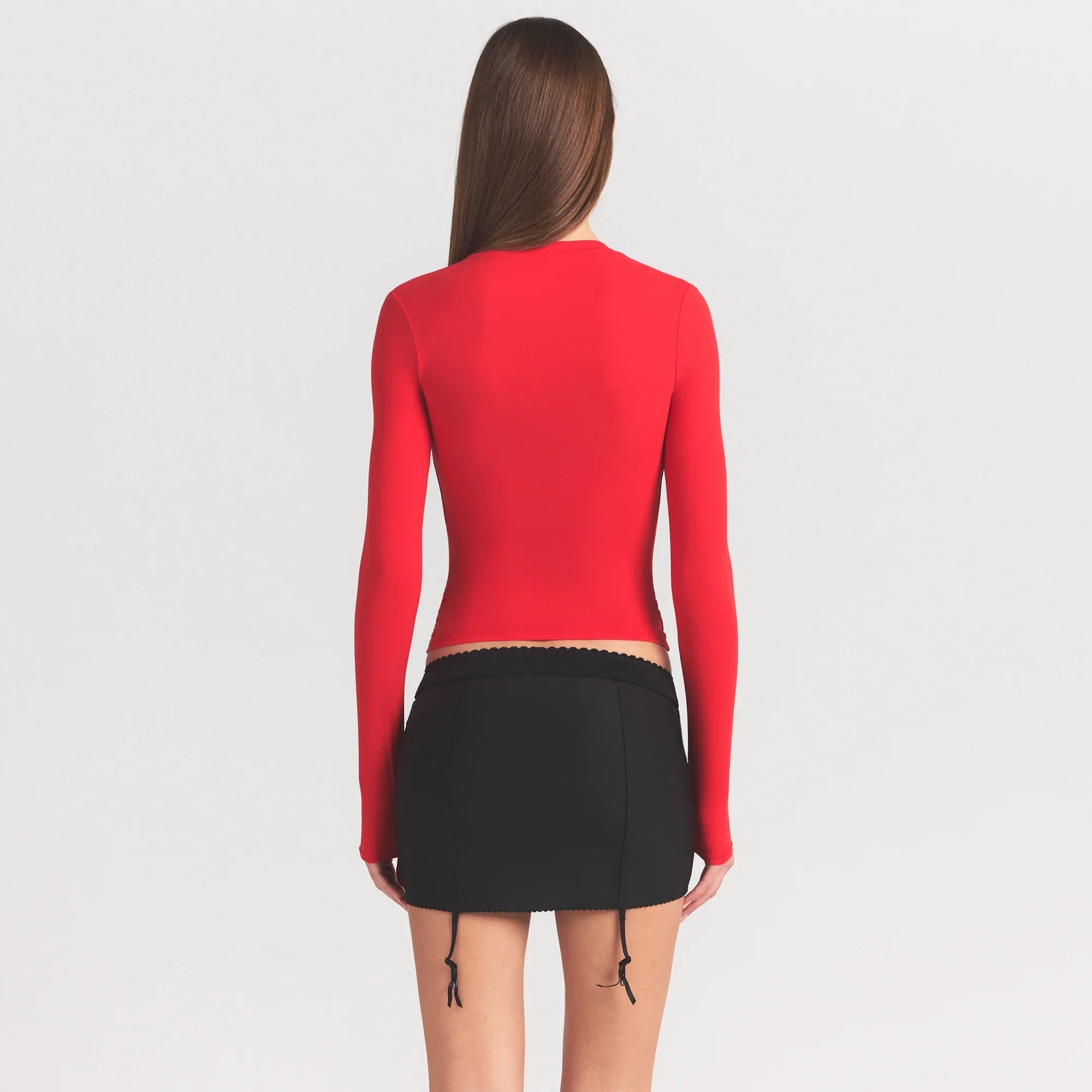 SKIMS FITS EVERYBODY LONG SLEEVE T-SHIRT | CHERRY - Sneaker Türkiye