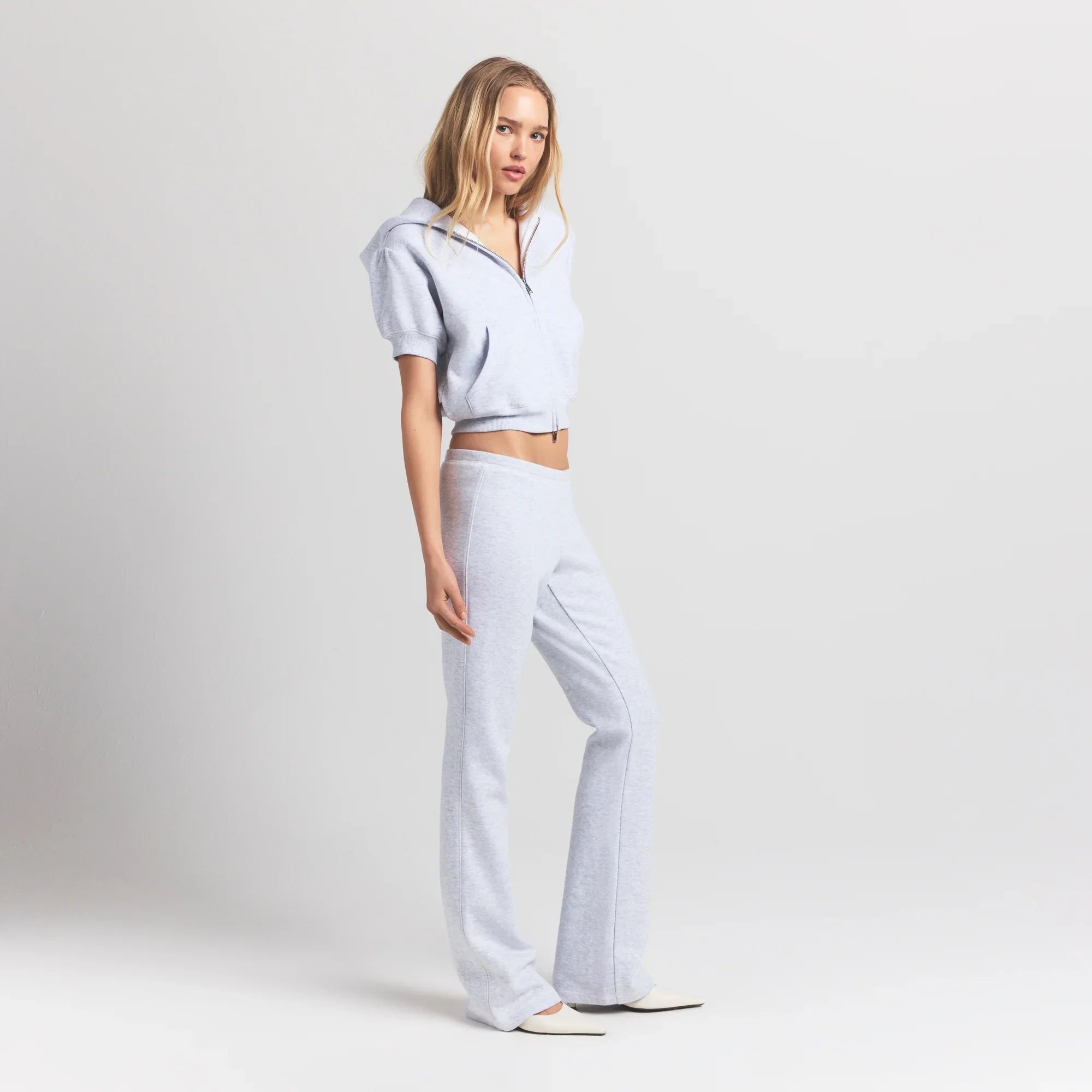 SKIMS COTTON FLEECE BUBBLE SLEEVE CROPPED ZIP UP | LIGHT HEATHER GREY - Sneaker Türkiye