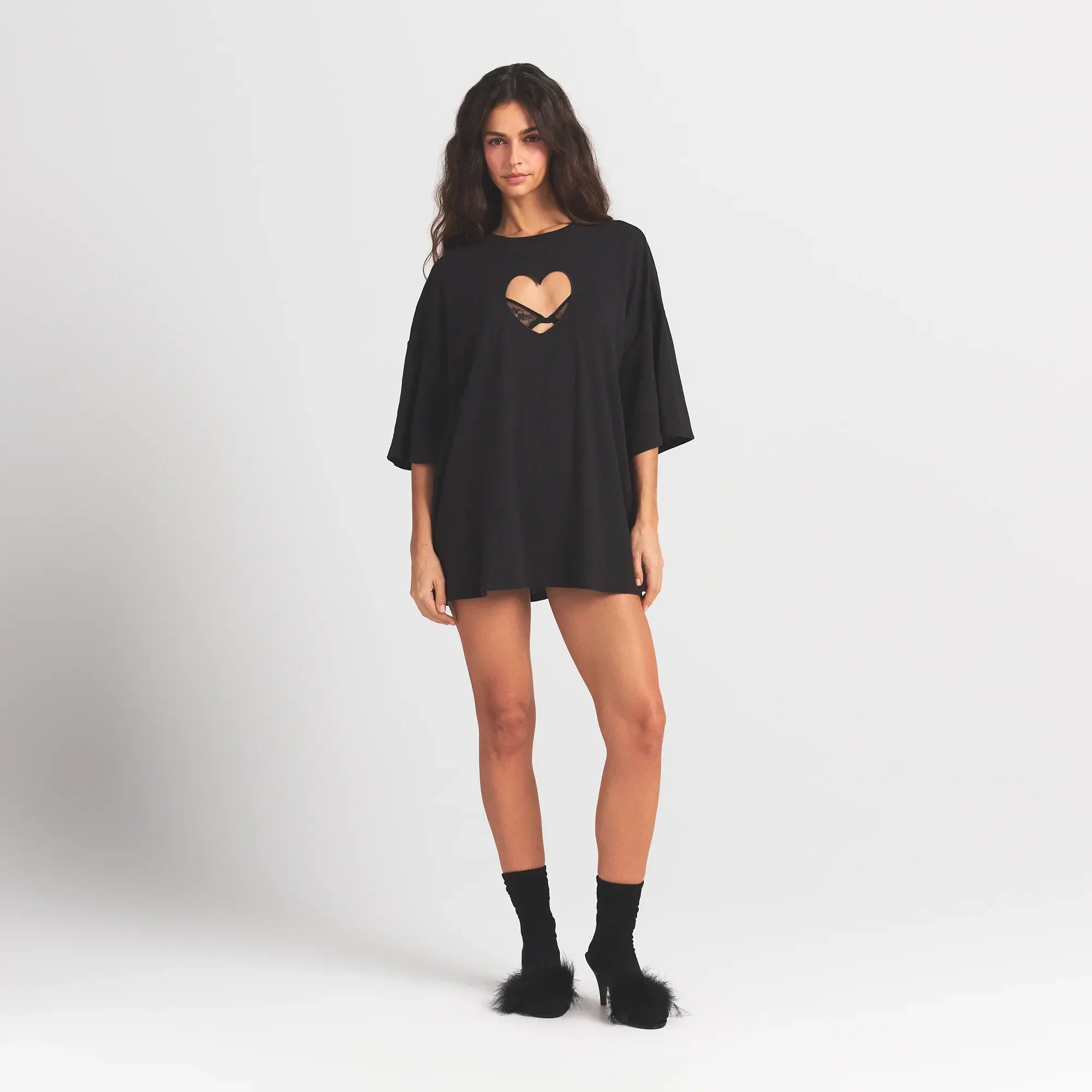 SKIMS WORN IN JERSEY HEART OVERBedenD T-SHIRT | WASHED ONYX - Sneaker Türkiye